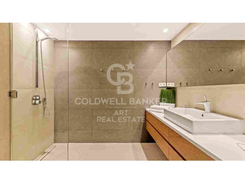 Marbella, Andalusia, ES, 6 Bedrooms Bedrooms, ,4 BathroomsBathrooms,Residential,For Sale,1795495