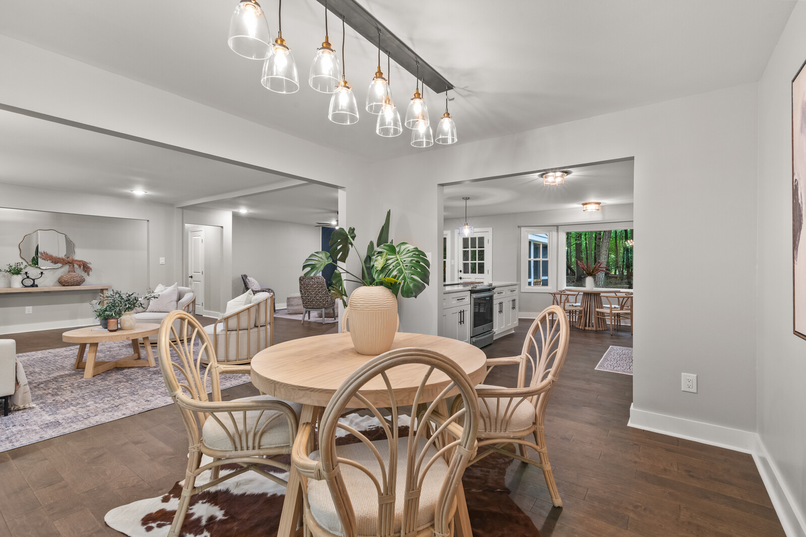 Yorktown, Virginia, 236923604, United States, 3 Bedrooms Bedrooms, ,2 BathroomsBathrooms,Residential,For Sale,1983250