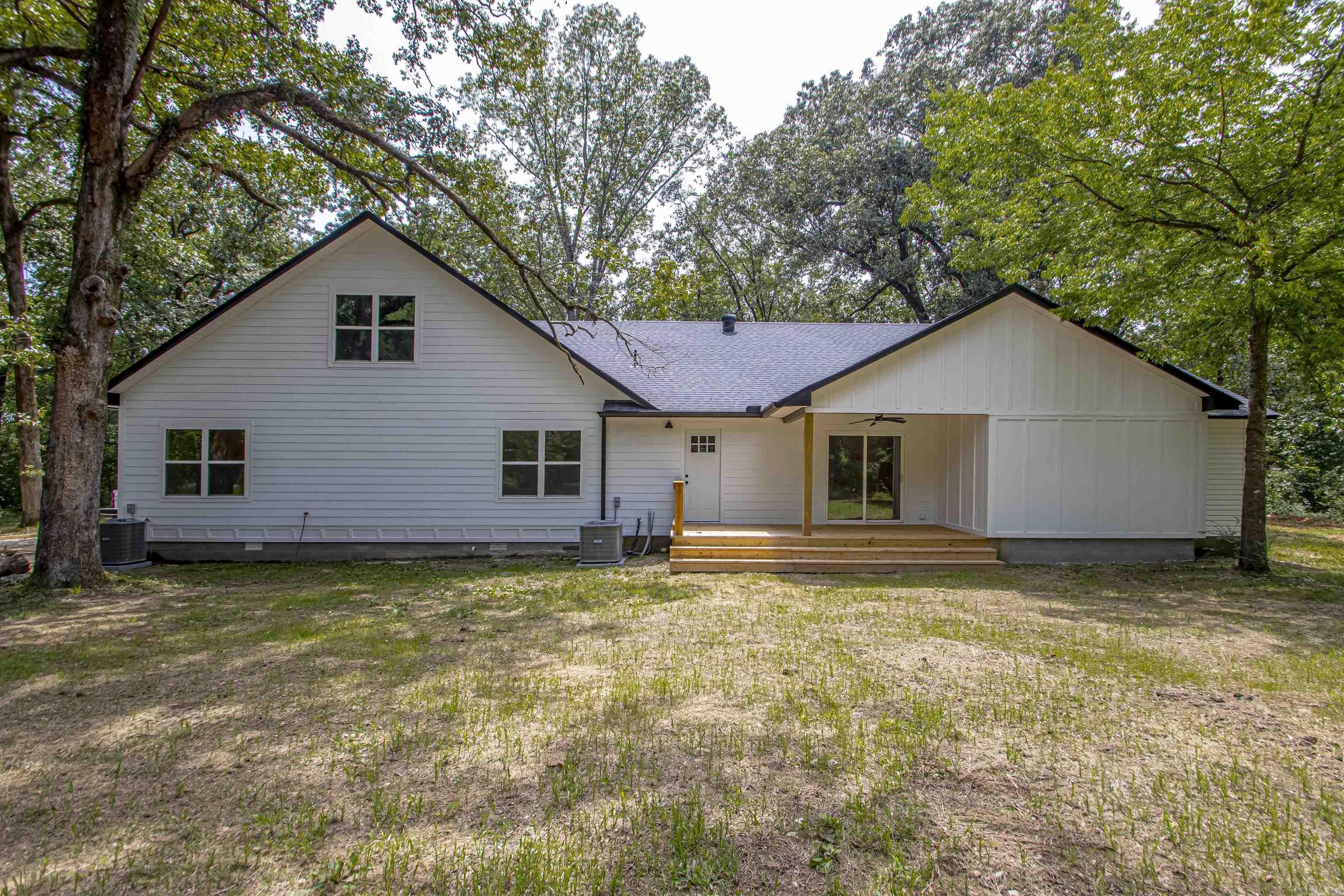 Benton, Arkansas, 72019, United States, 4 Bedrooms Bedrooms, ,4 BathroomsBathrooms,Residential,For Sale,1935301