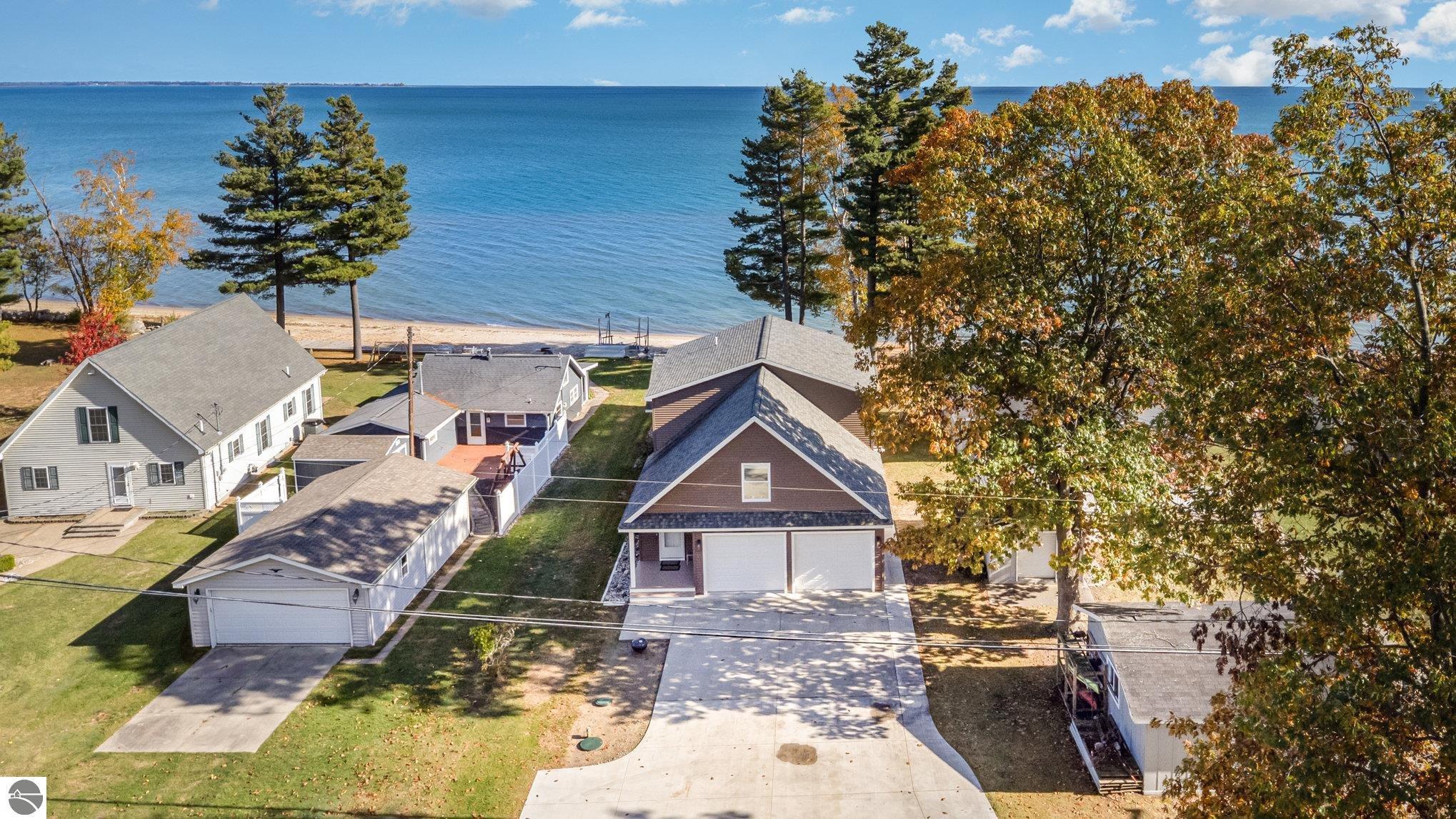 Tawas City, Michigan, 48763, United States, 4 Bedrooms Bedrooms, ,Residential,For Sale,1987317