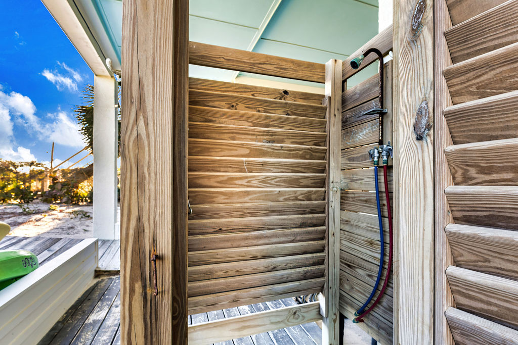 St George Island, Florida, 32328, United States, 5 Bedrooms Bedrooms, ,5 BathroomsBathrooms,Residential,For Sale,1978441