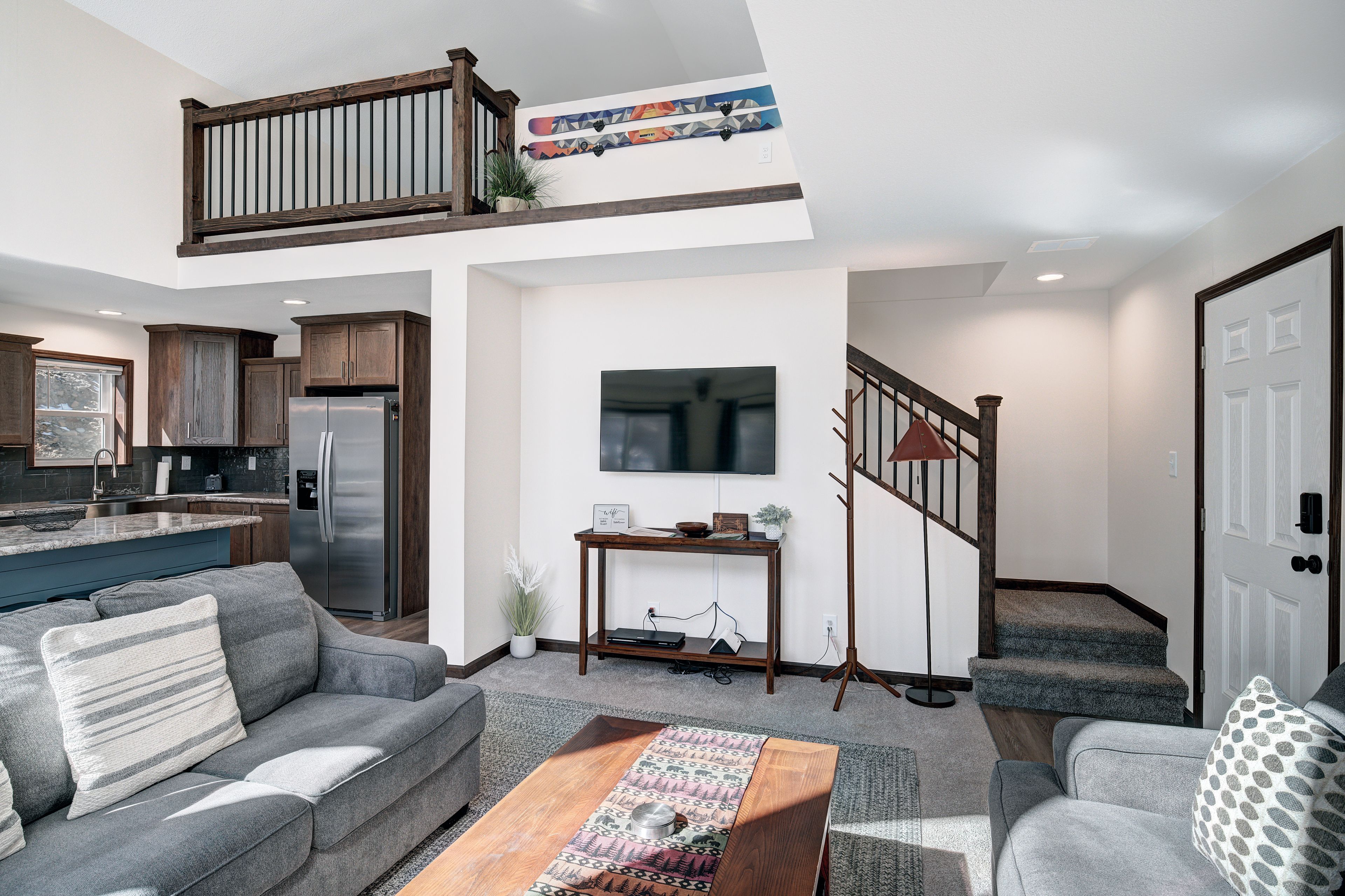  Escape to the Beauty of Redhill Forest in this Turnkey Mountain Retreat - 物件實景