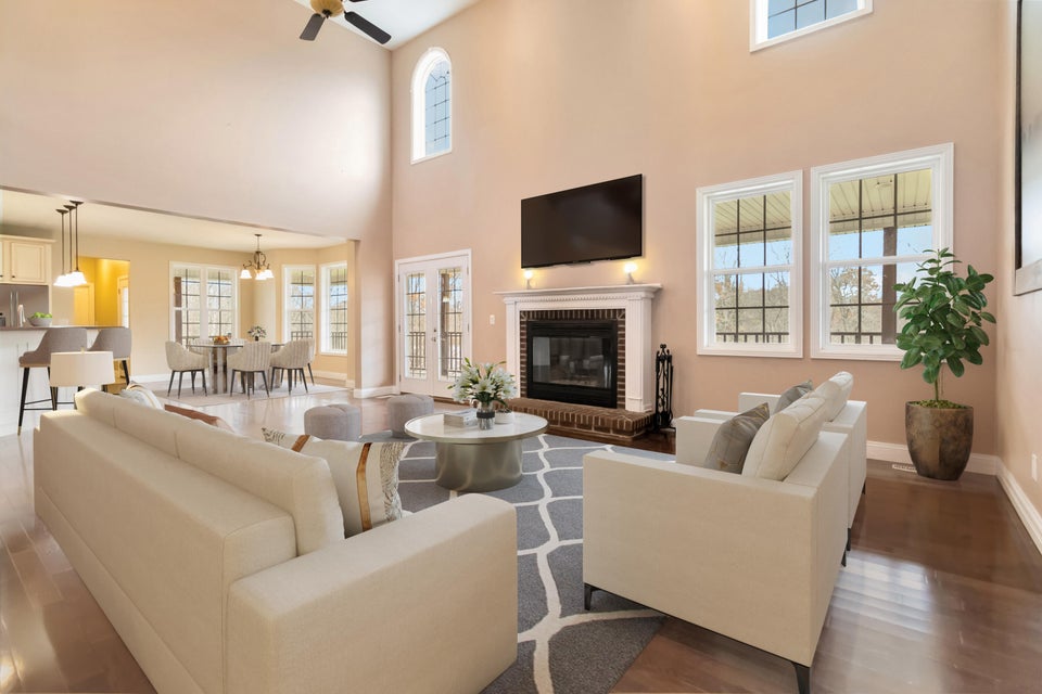 Dunnville, Kentucky, 42528, United States, 6 Bedrooms Bedrooms, ,5 BathroomsBathrooms,Residential,For Sale,1998018