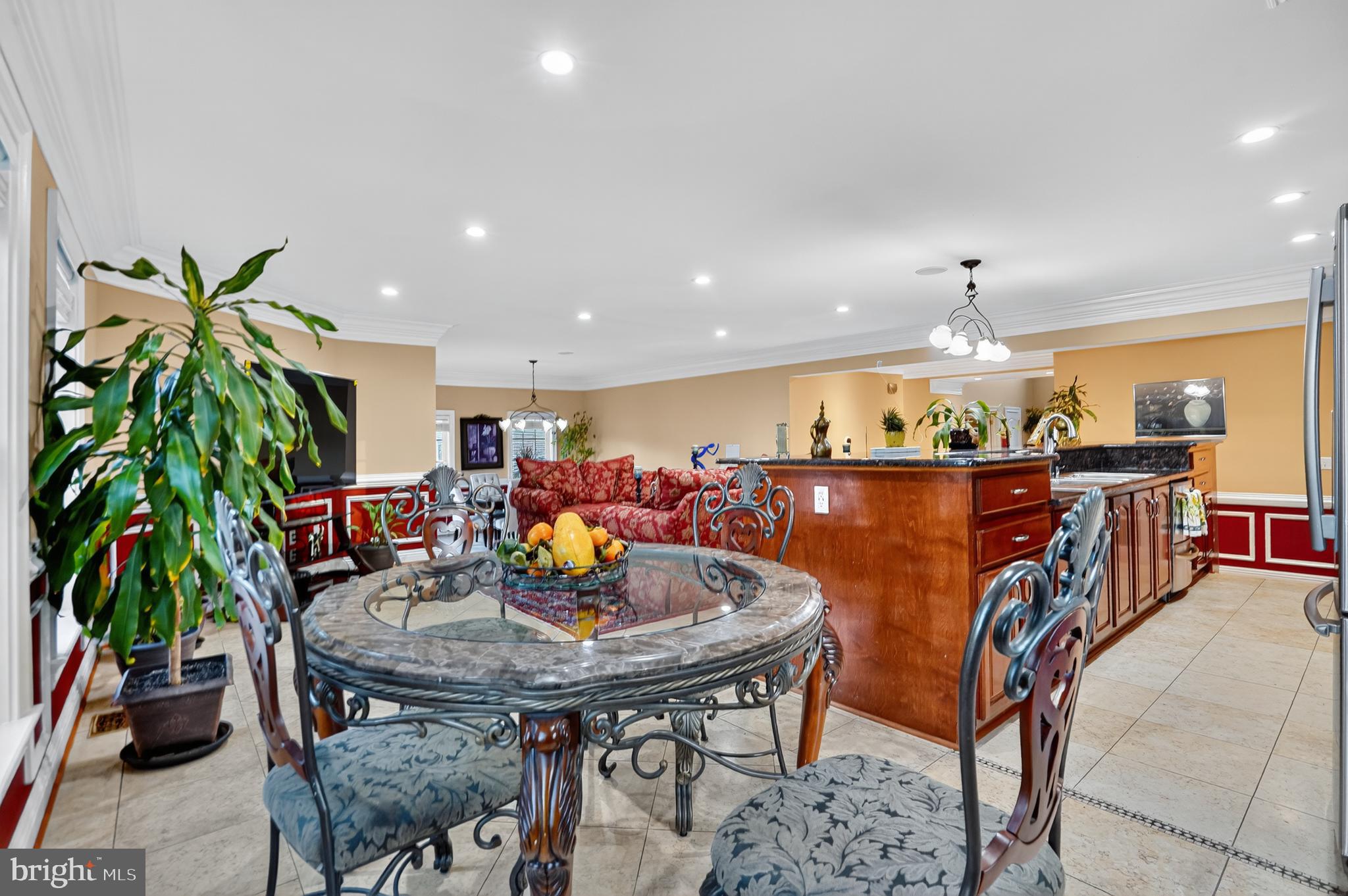 Annandale, Virginia, 22003, United States, 7 Bedrooms Bedrooms, ,6 BathroomsBathrooms,Residential,For Sale,1988748