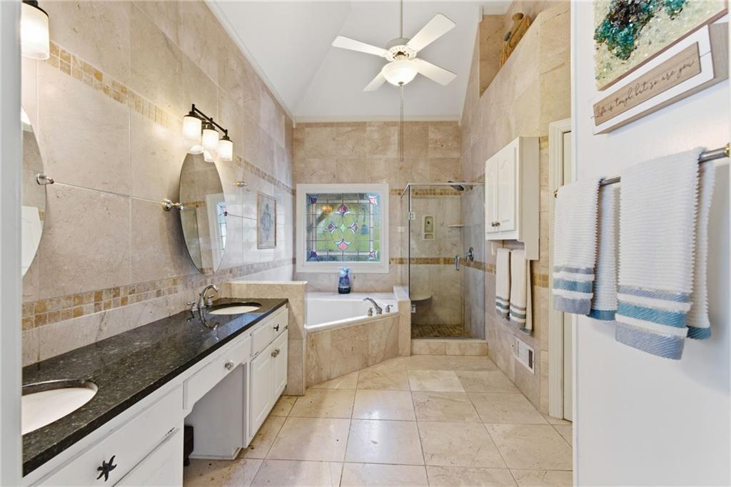 Gainesville, Georgia, 30504, United States, 3 Bedrooms Bedrooms, ,4 BathroomsBathrooms,Residential,For Sale,2037853