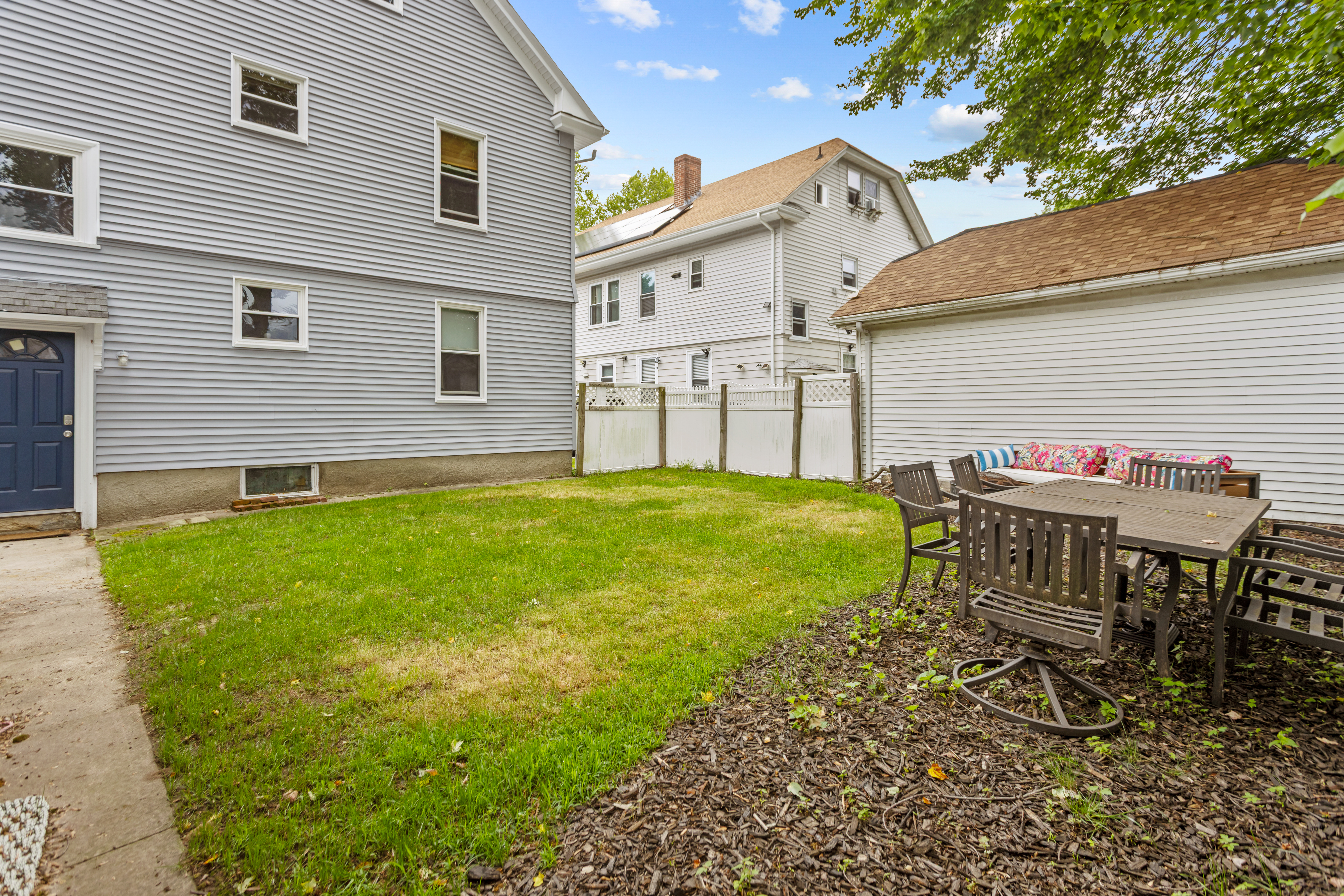  647-649 Pleasant Valley Parkway, Providence, RI, 02908 - 物件實景