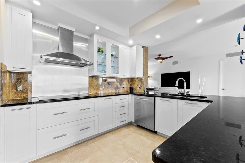 Fort Lauderdale, Florida, 33305, United States, 3 Bedrooms Bedrooms, ,4 BathroomsBathrooms,Residential,For Sale,1926313