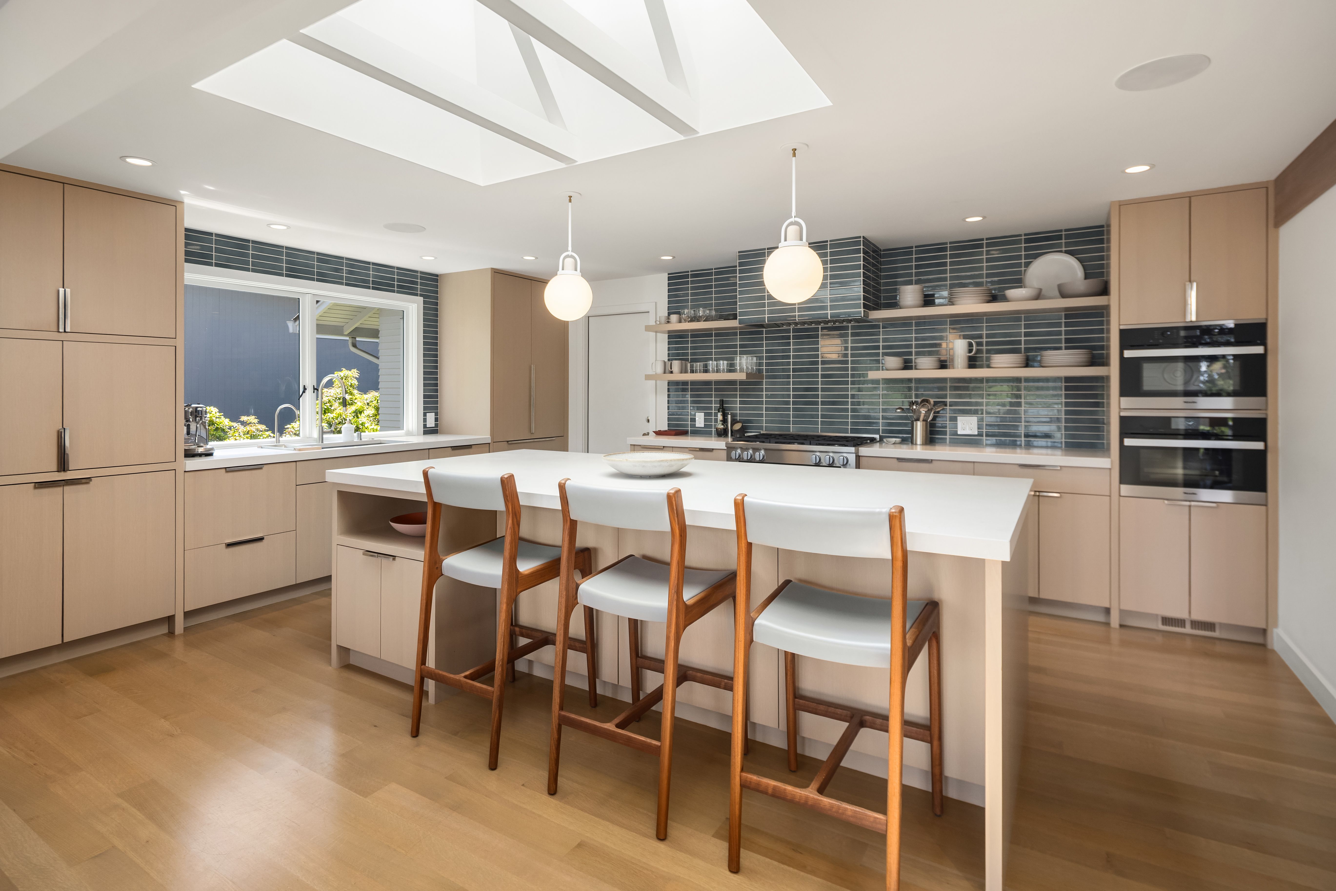  1514 Shenandoah Dr E, Seattle, WA 98112 - 物件實景