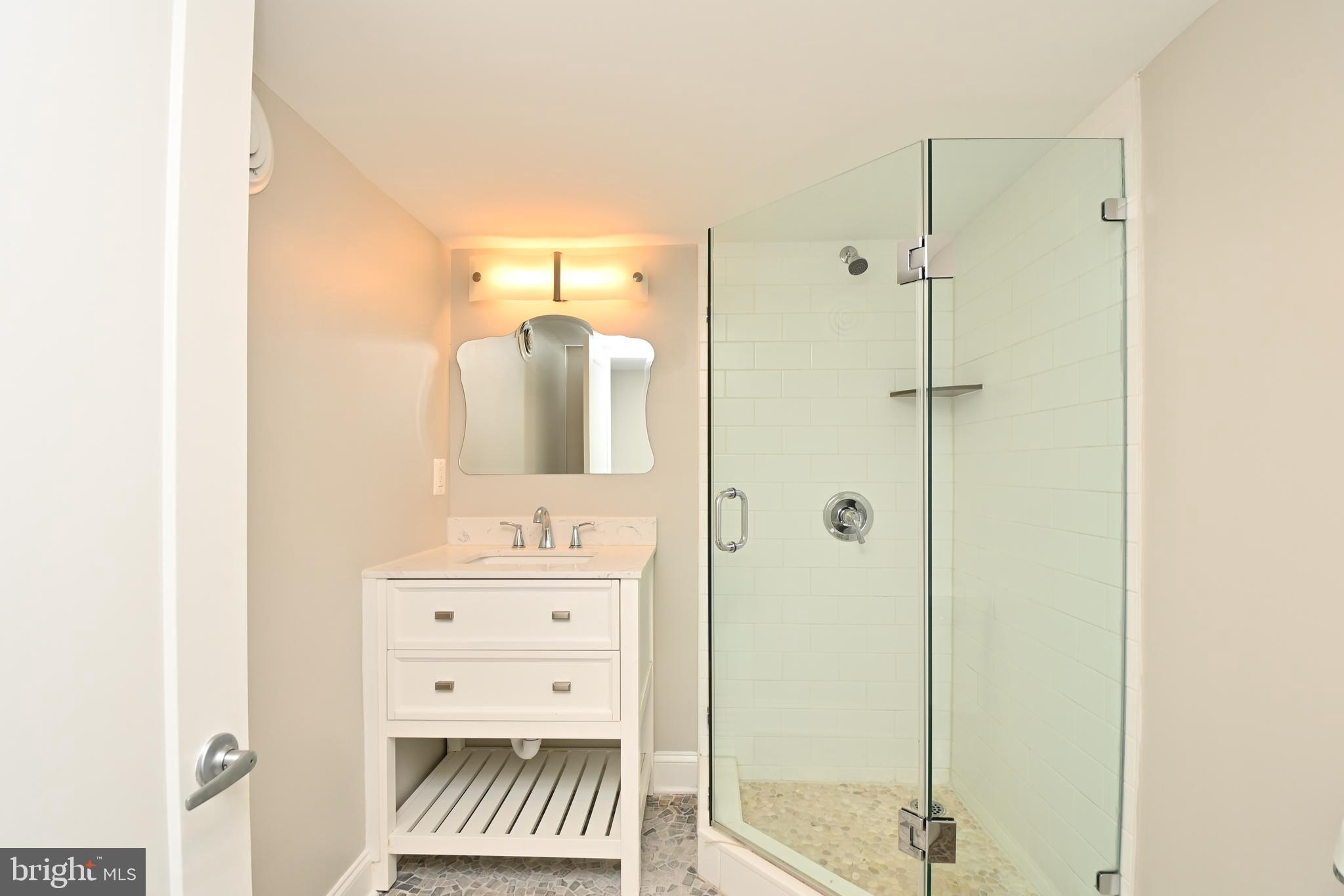 Washington, District of Columbia, 20002, United States, 3 Bedrooms Bedrooms, ,4 BathroomsBathrooms,Residential,For Sale,1931159