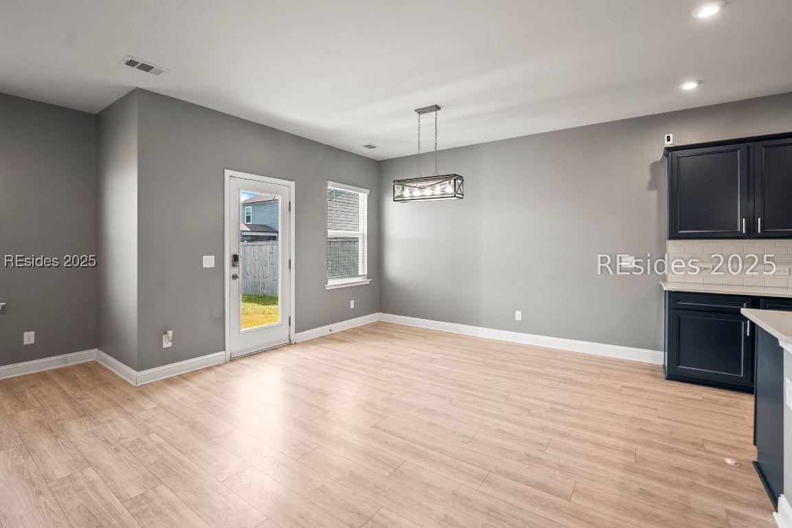 Bluffton, South Carolina, 29909, United States, 5 Bedrooms Bedrooms, ,3 BathroomsBathrooms,Residential,For Sale,1961218