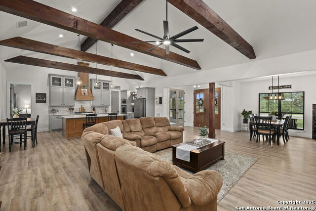 Bandera, Texas, 78003, United States, 4 Bedrooms Bedrooms, ,3 BathroomsBathrooms,Residential,For Sale,1892115