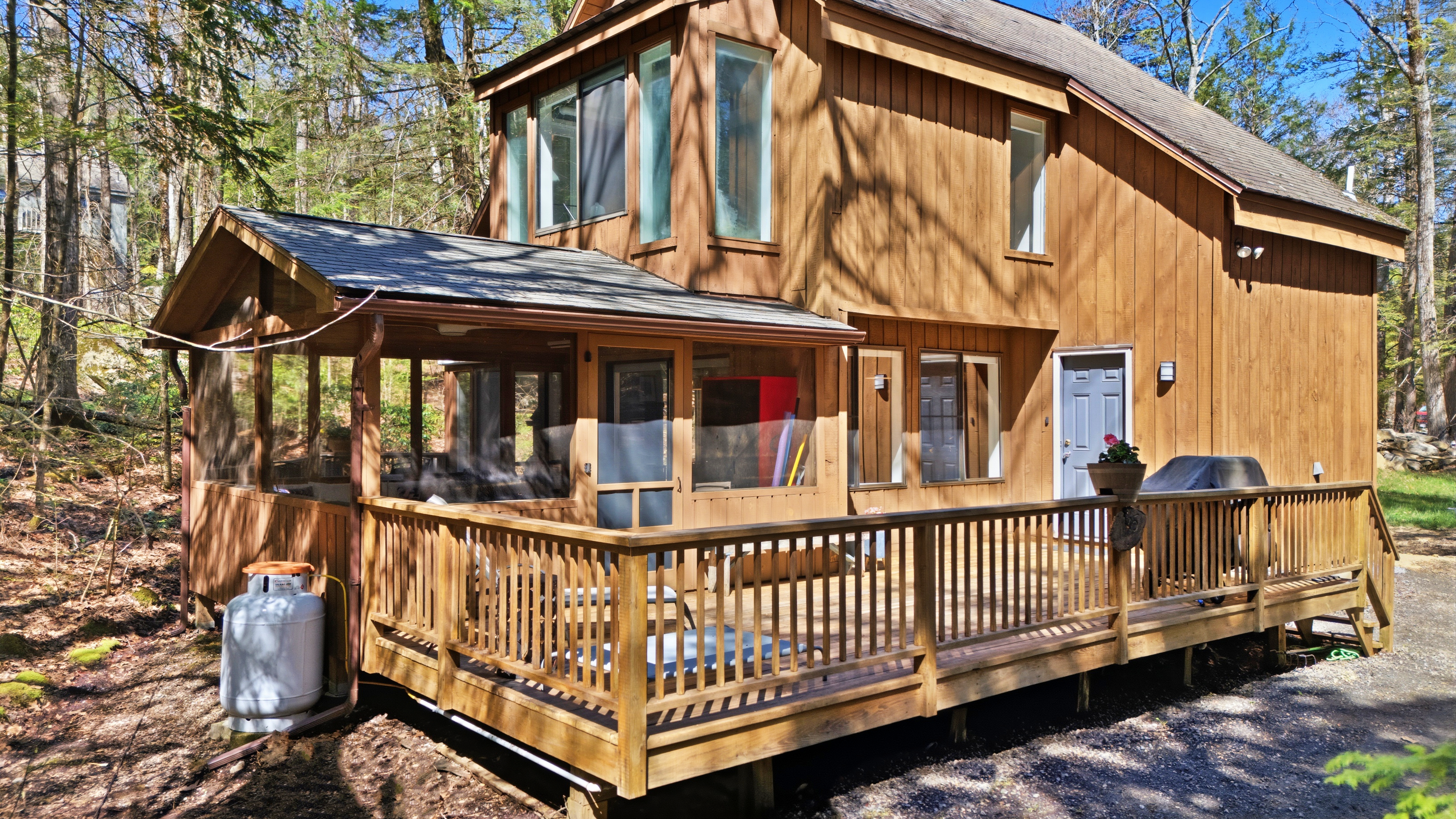  Berkshire Summer Retreat: Modern Cabin with Lake & Club Access - 物件實景