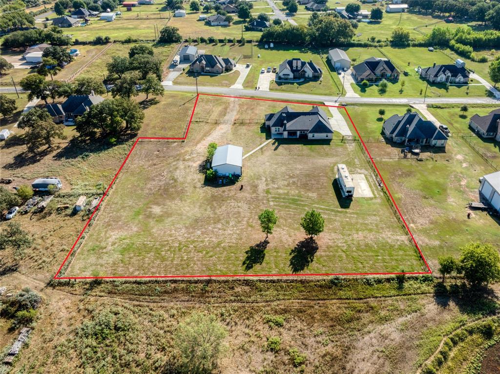 Springtown, Texas, 76082, United States, 4 Bedrooms Bedrooms, ,2 BathroomsBathrooms,Residential,For Sale,1980102