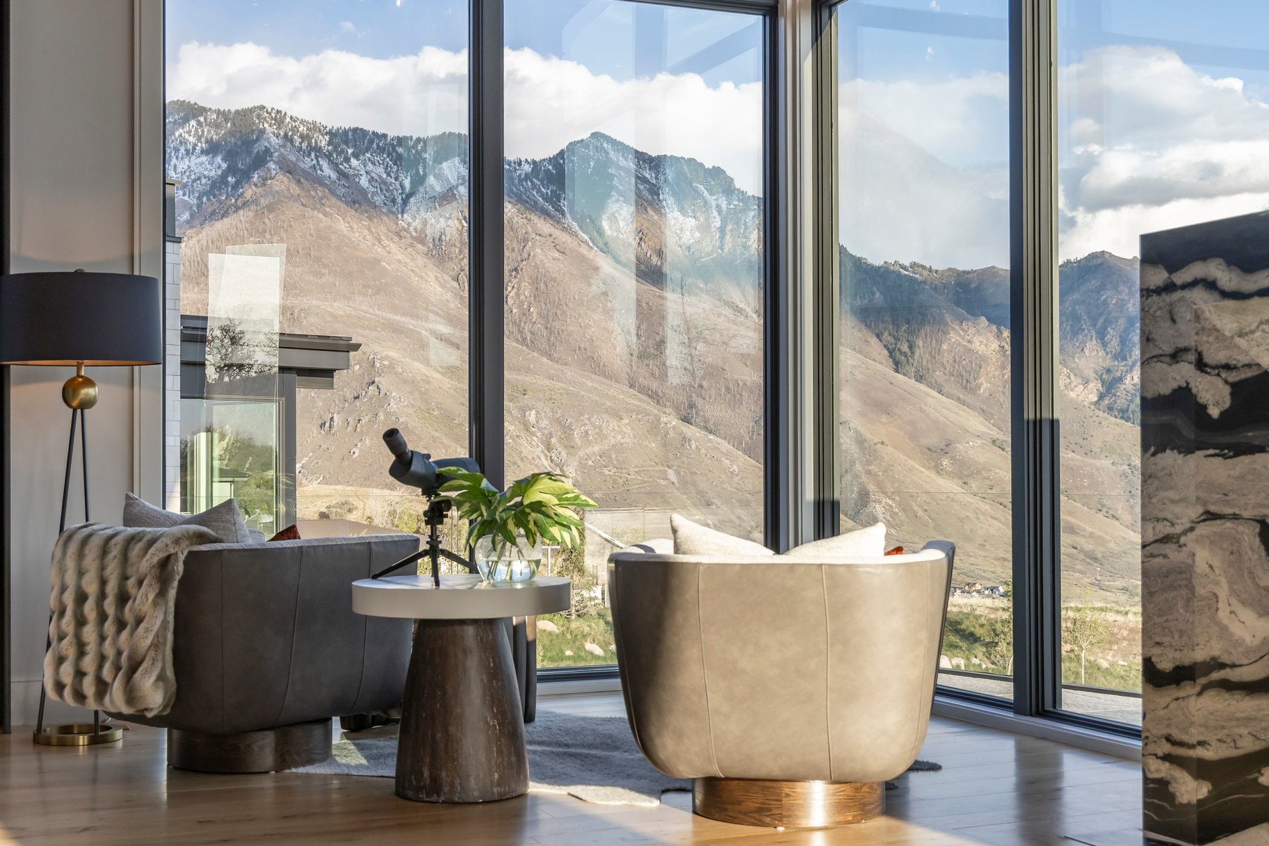  The Glass House at Three Falls - 物件實景