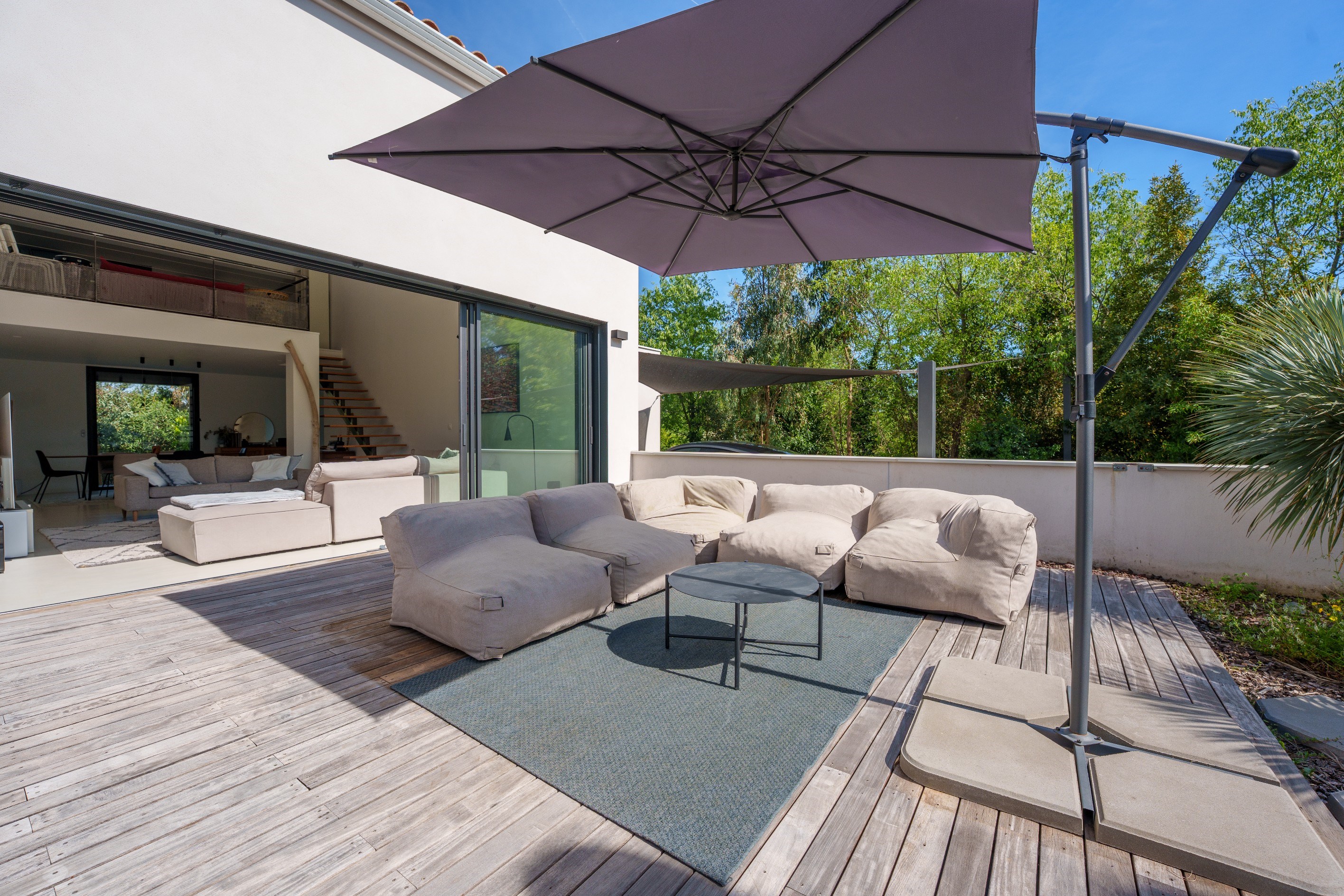  Contemporary villa with landscaped grounds and lagoon-style pool – Lattes - 物件實景