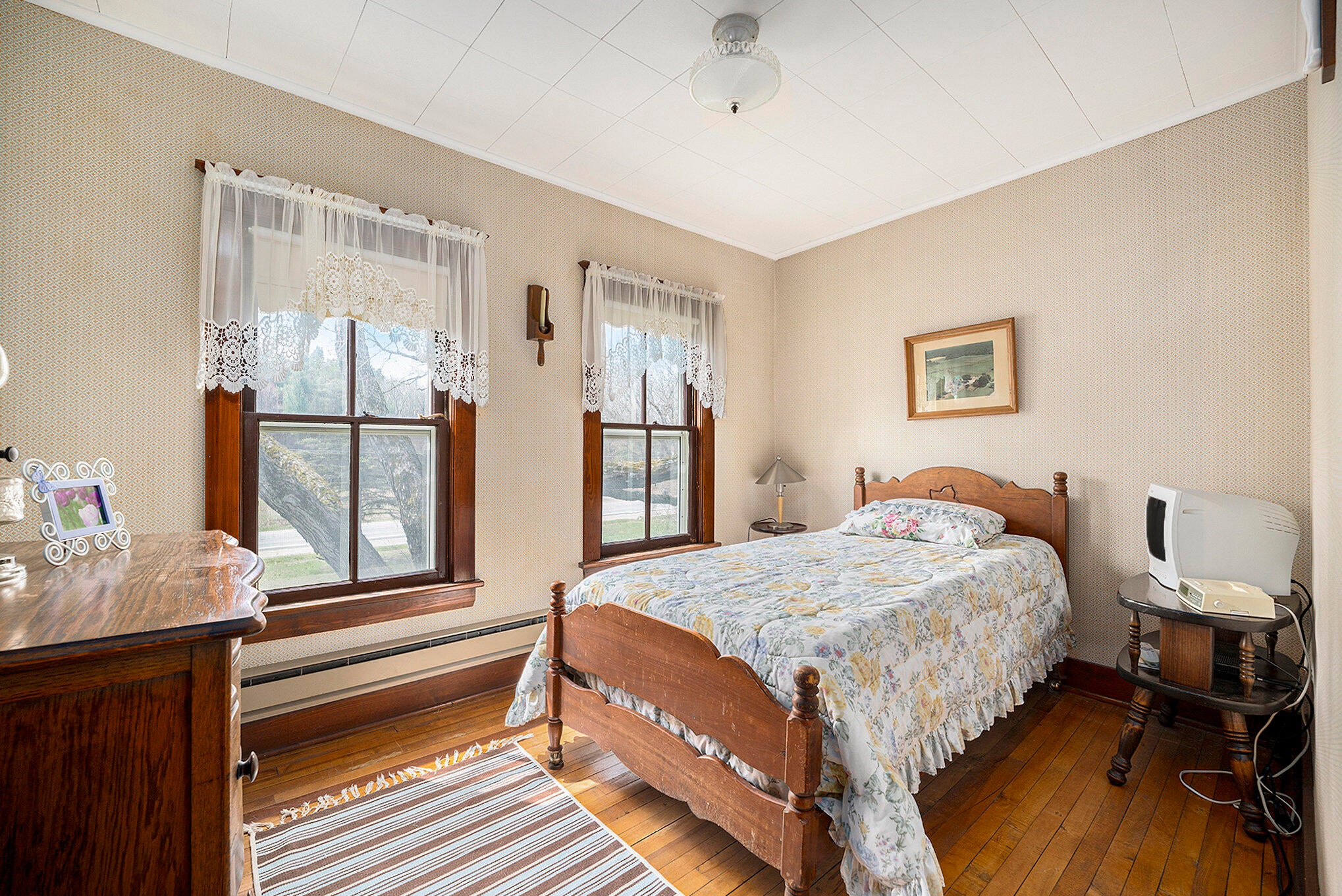 Fennville, Michigan, 49408, United States, 4 Bedrooms Bedrooms, ,4 BathroomsBathrooms,Residential,For Sale,1766735