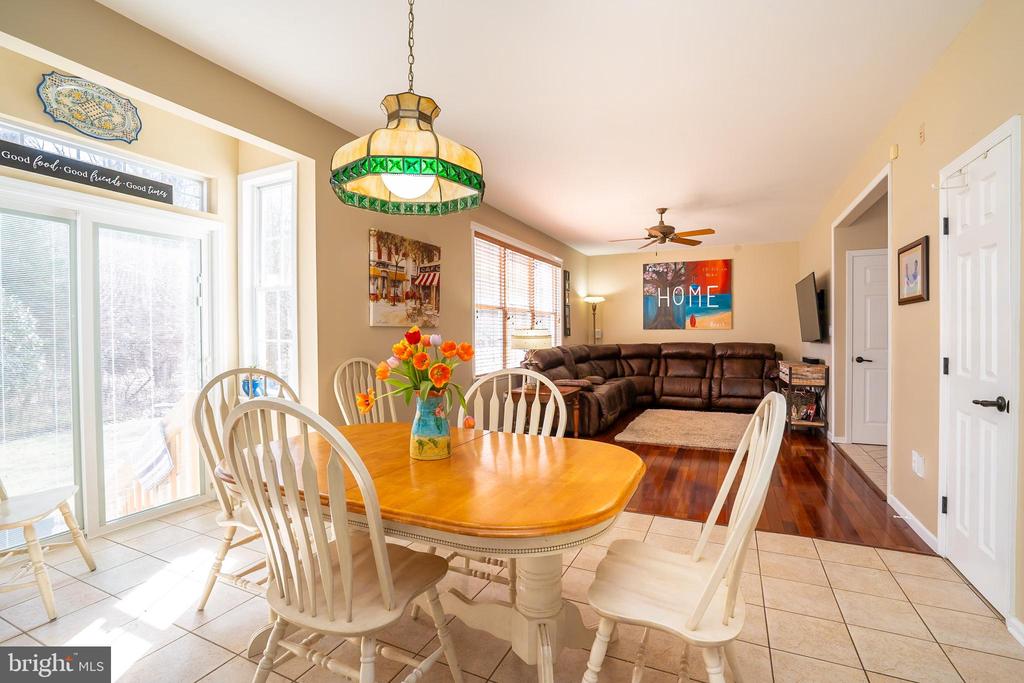 Monmouth Junction, New Jersey, 08852, United States, 4 Bedrooms Bedrooms, ,3 BathroomsBathrooms,Residential,For Sale,1869569