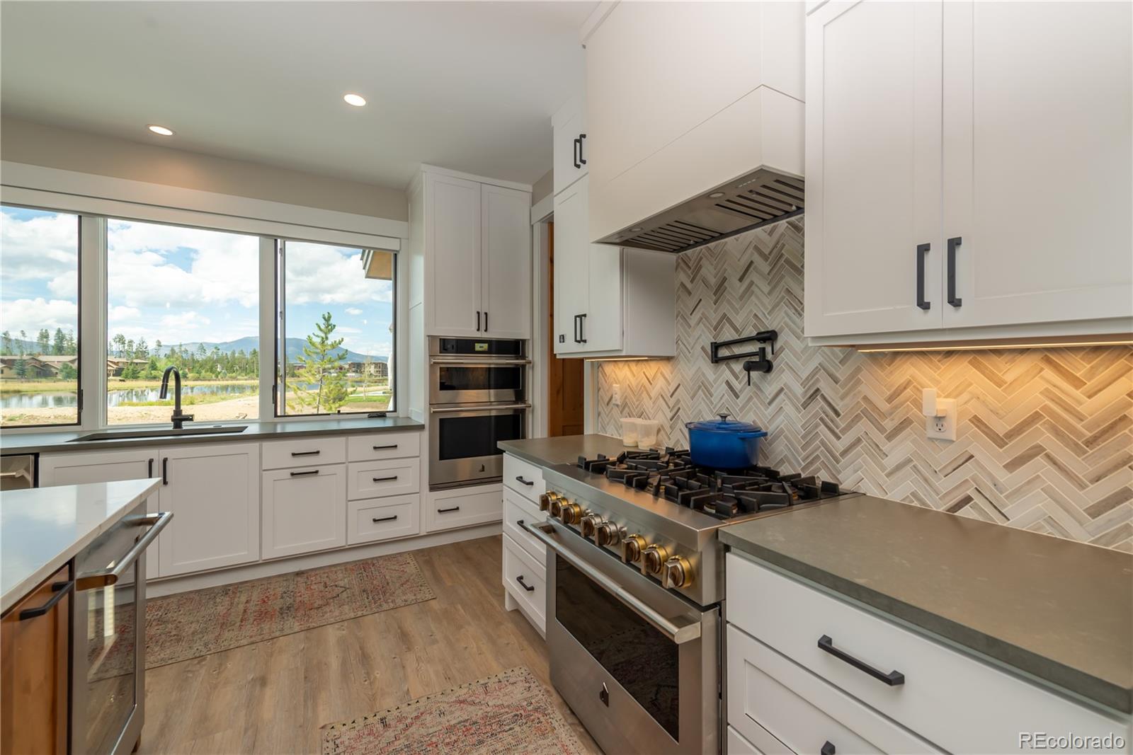 Fraser, Colorado, 80442, United States, 4 Bedrooms Bedrooms, ,3 BathroomsBathrooms,Residential,For Sale,1827136