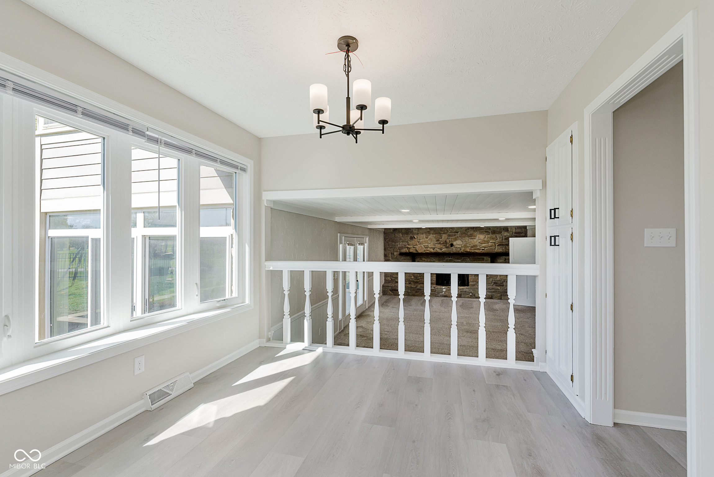 Greenwood, Indiana, 46143, United States, 4 Bedrooms Bedrooms, ,3 BathroomsBathrooms,Residential,For Sale,1976804