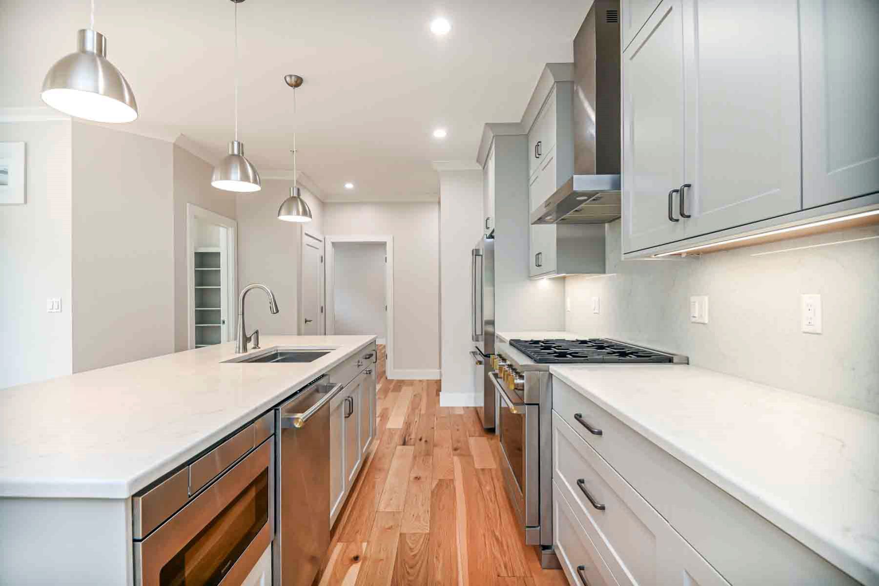  960 Sagamore Avenue, Unit 23 - 物件實景