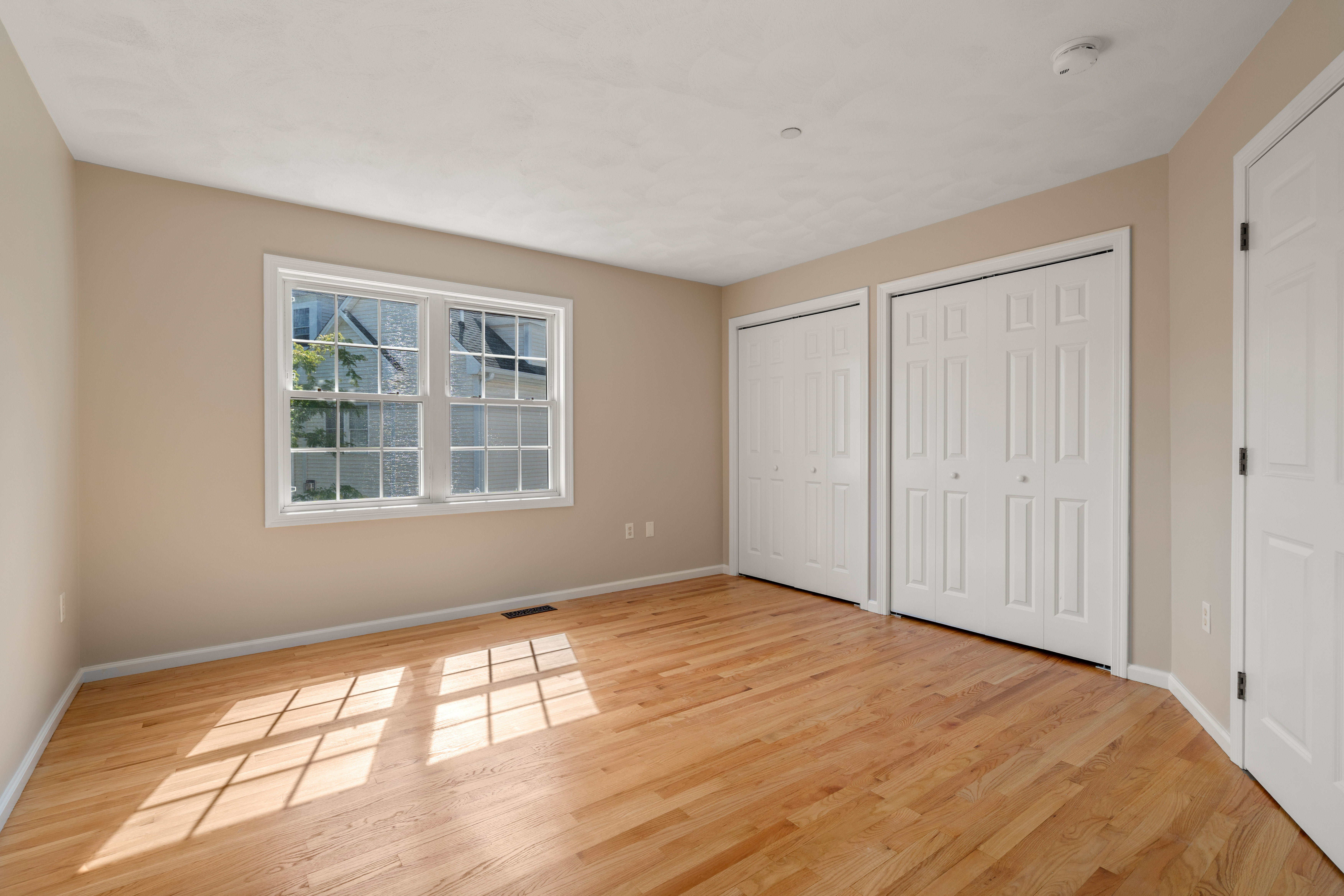  555 Main Street, Unit 6, Woburn, MA 01801 - 物件實景
