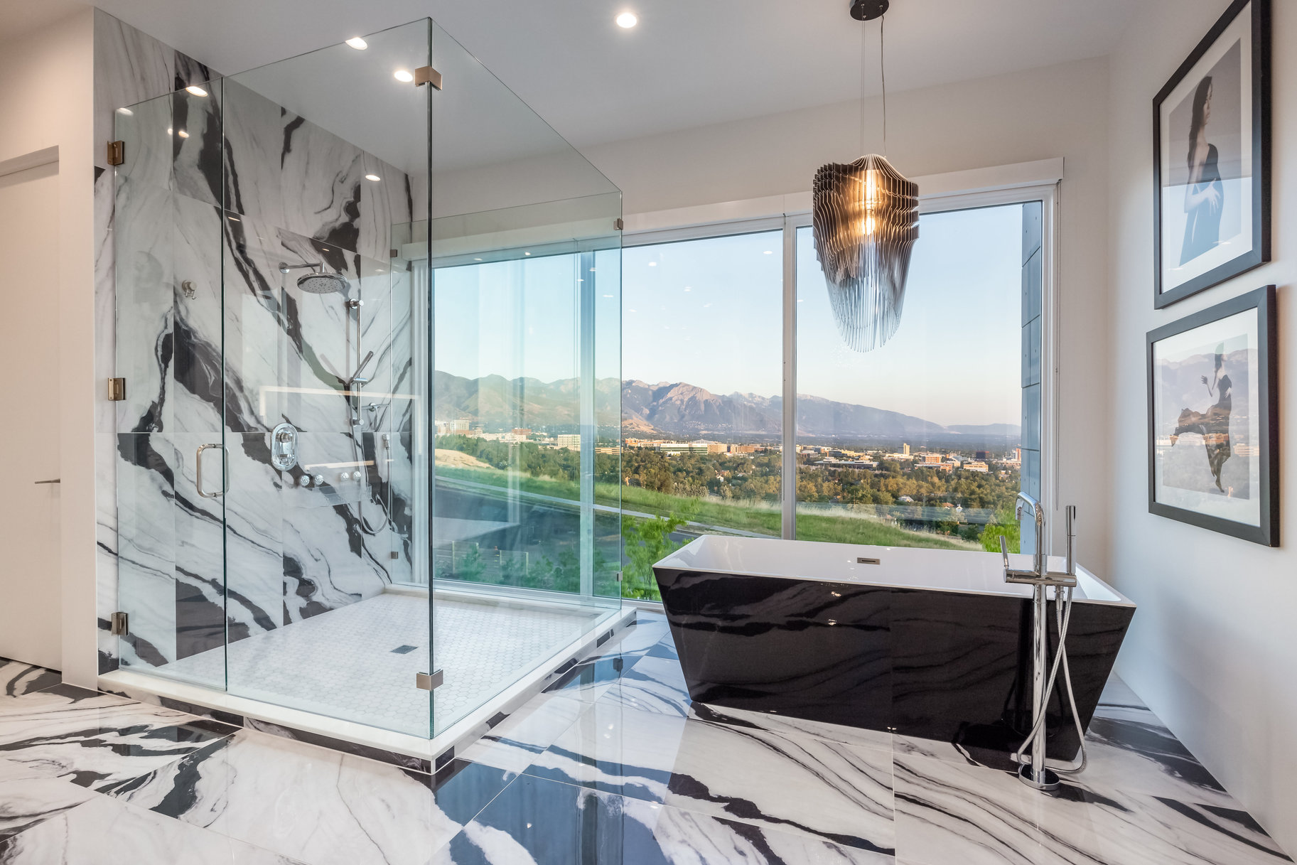  Incredible Contemporary Home - 物件實景