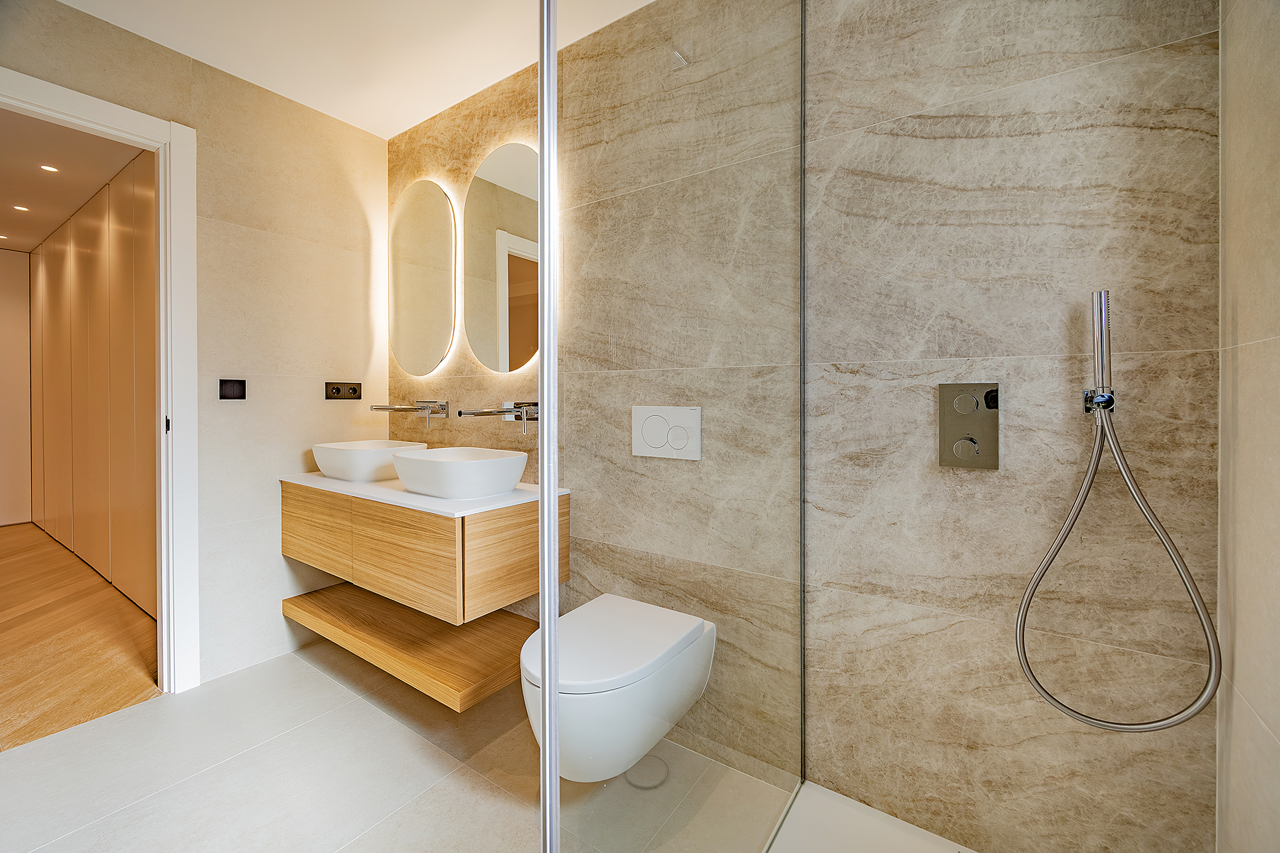  Exclusive renovated Penthouse with terrace near Plaza de Olavide - 物件實景