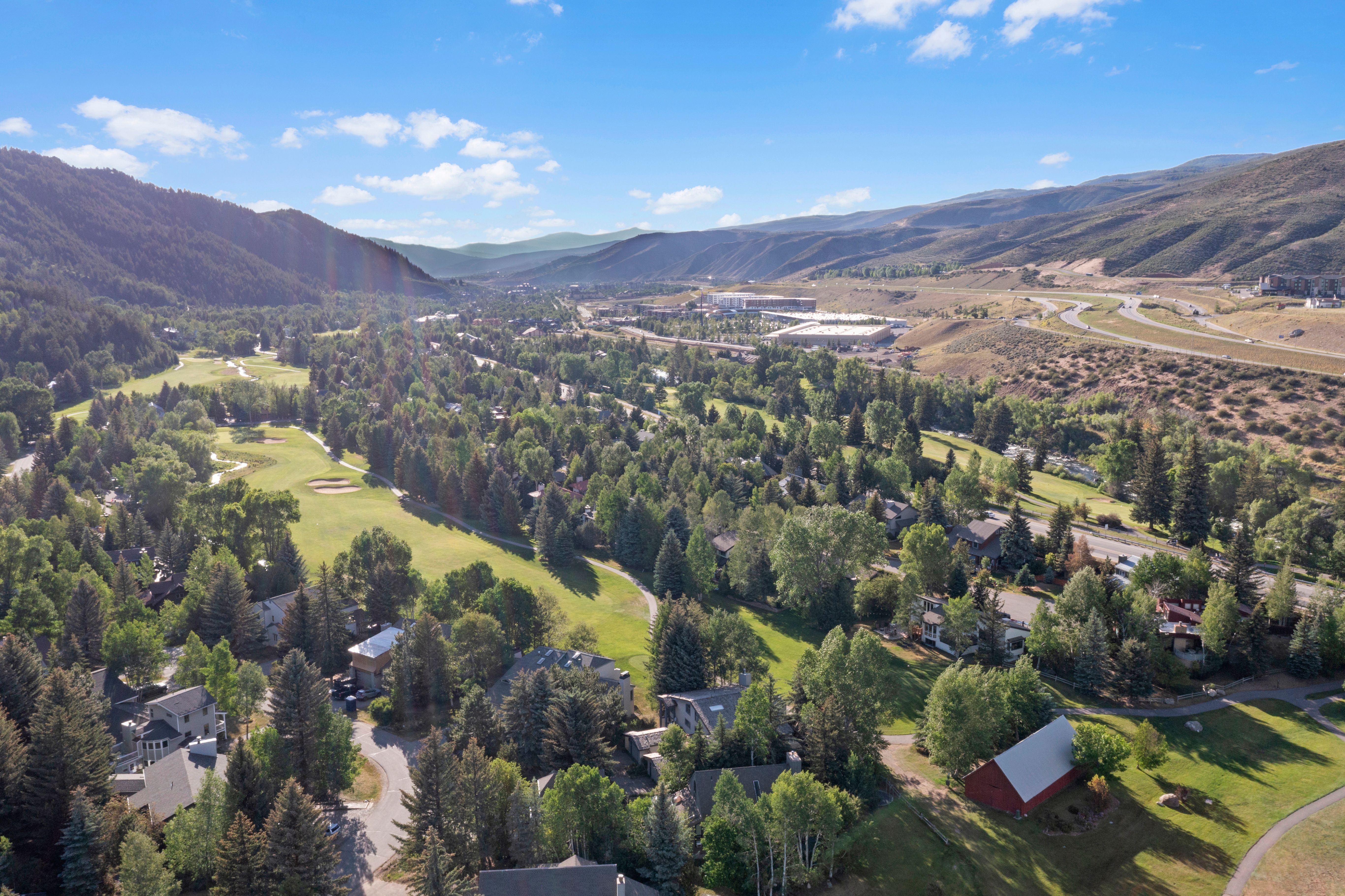  Sunny South-facing Home on the 2nd hole of EagleVail Golf Course - 物件實景