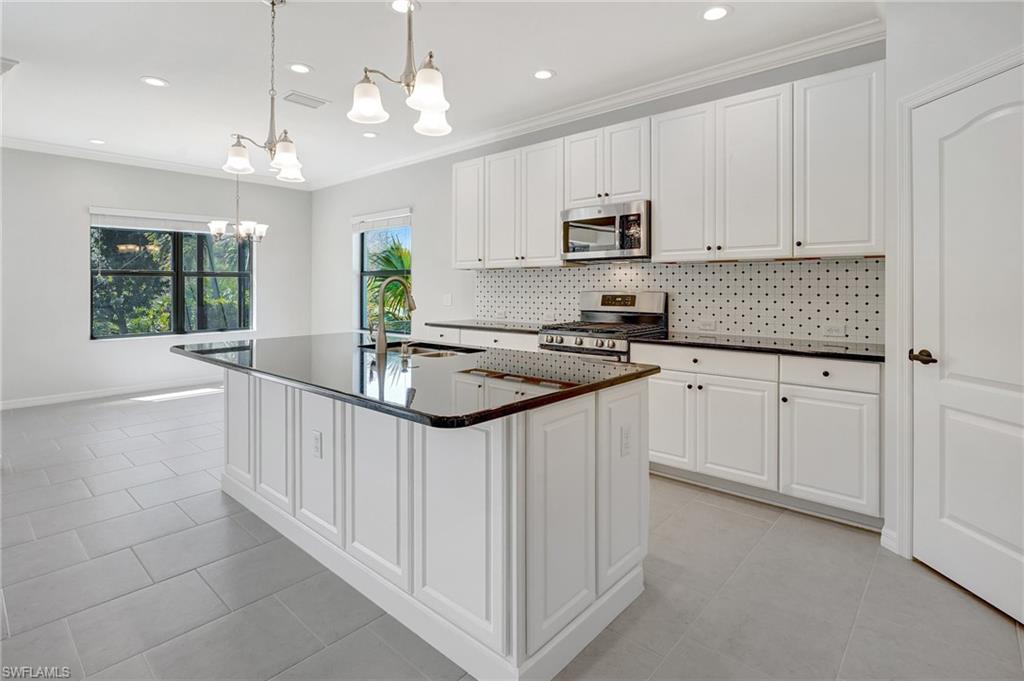 Fort Myers, Florida, 33905, United States, 3 Bedrooms Bedrooms, ,3 BathroomsBathrooms,Residential,For Sale,1762206
