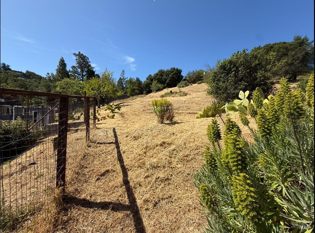 San Rafael, California, 94903, United States, 4 Bedrooms Bedrooms, ,3 BathroomsBathrooms,Residential,For Sale,2002170