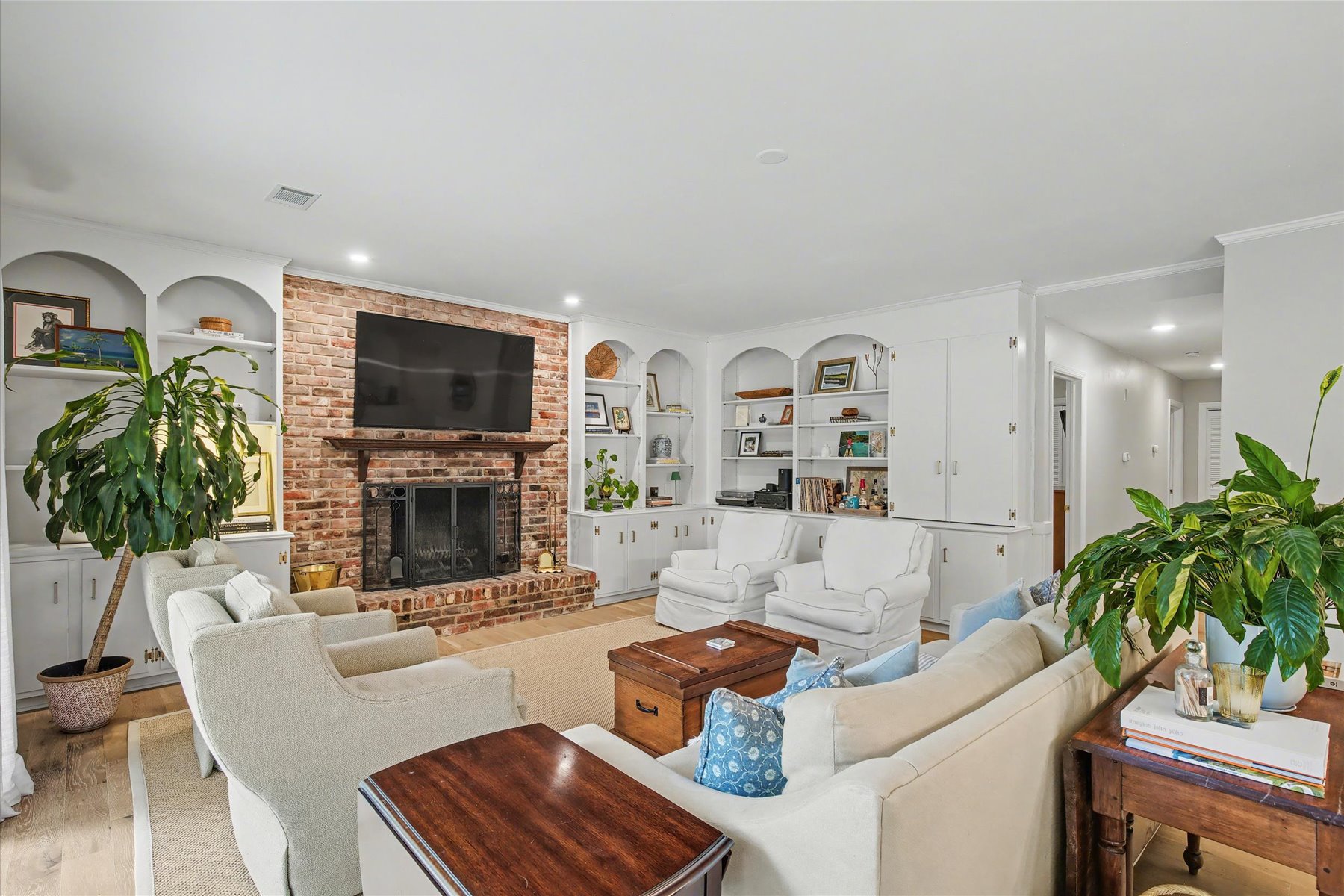  Lovely Updated Cottage in The Landings Gated Community - 物件實景