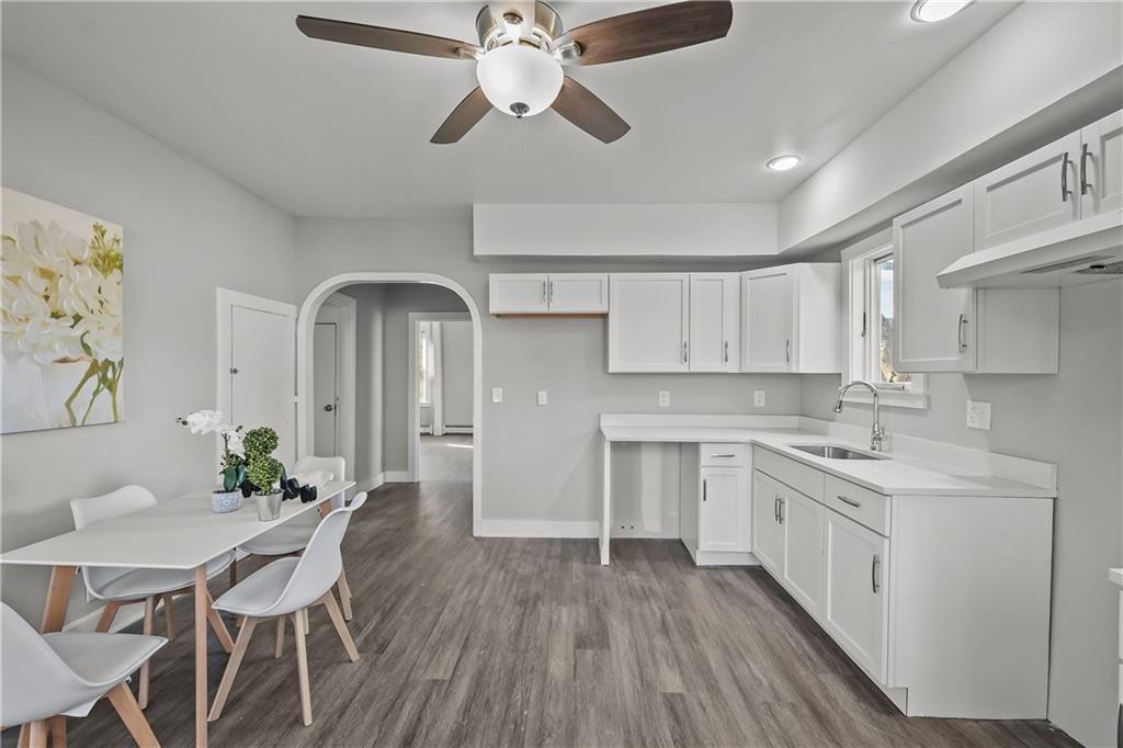 Providence, Rhode Island, 02906, United States, 3 Bedrooms Bedrooms, ,2 BathroomsBathrooms,Residential,For Sale,1850719