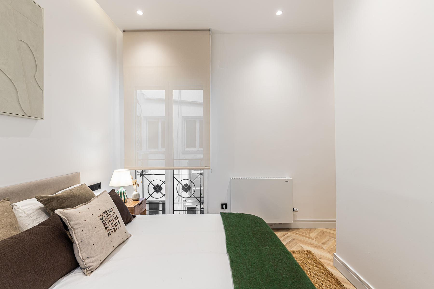  3-bedroom flat with 2 exterior balconies and parking in Justicia, Madrid - 物件實景