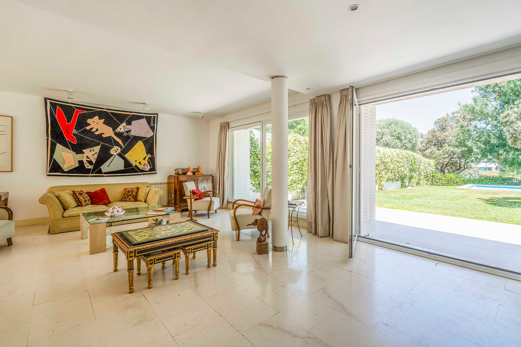  Chalet in 24-hour estate with Golf views - 物件實景