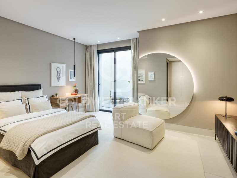 Marbella, Andalusia, ES, 5 Bedrooms Bedrooms, ,5 BathroomsBathrooms,Residential,For Sale,1766587