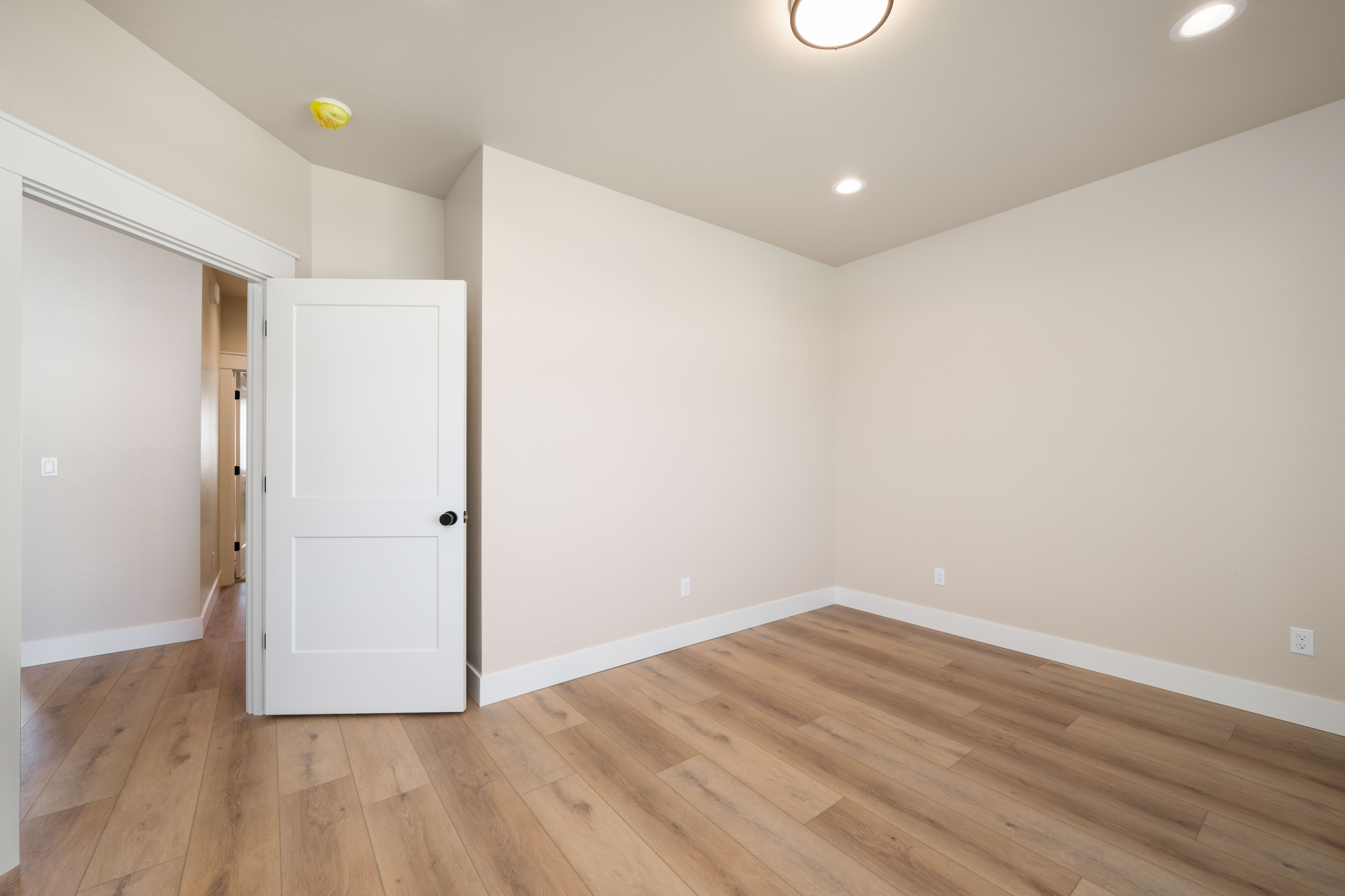  Brand new rambler with bonus room/ South Richland - 物件實景