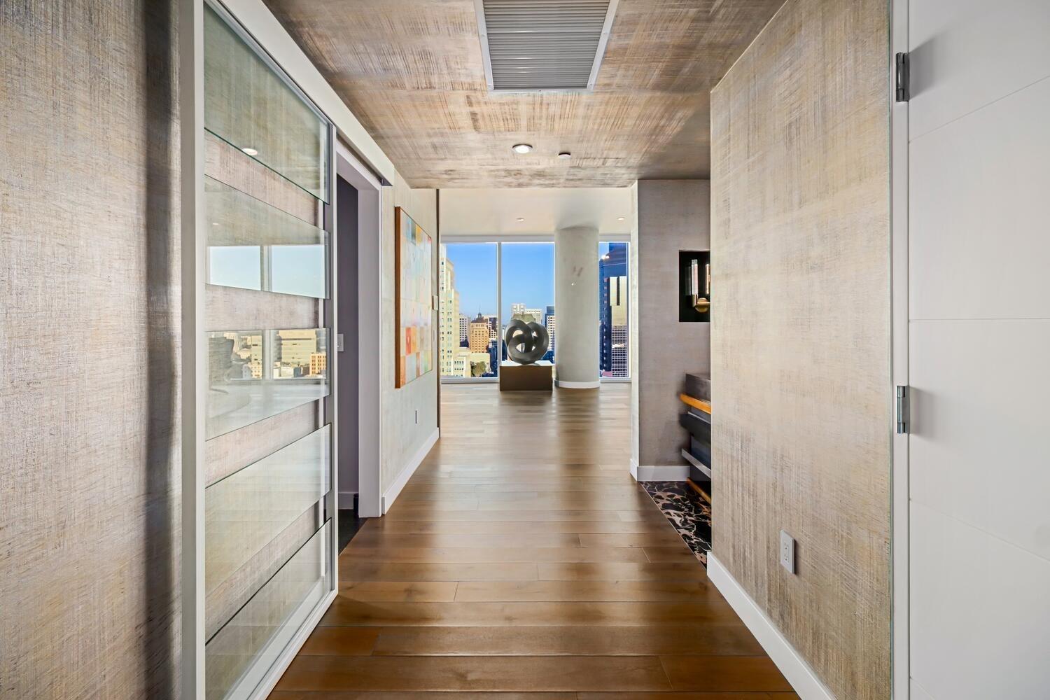 Sacramento, California, 95814, United States, 3 Bedrooms Bedrooms, ,3 BathroomsBathrooms,Residential,For Sale,1838826