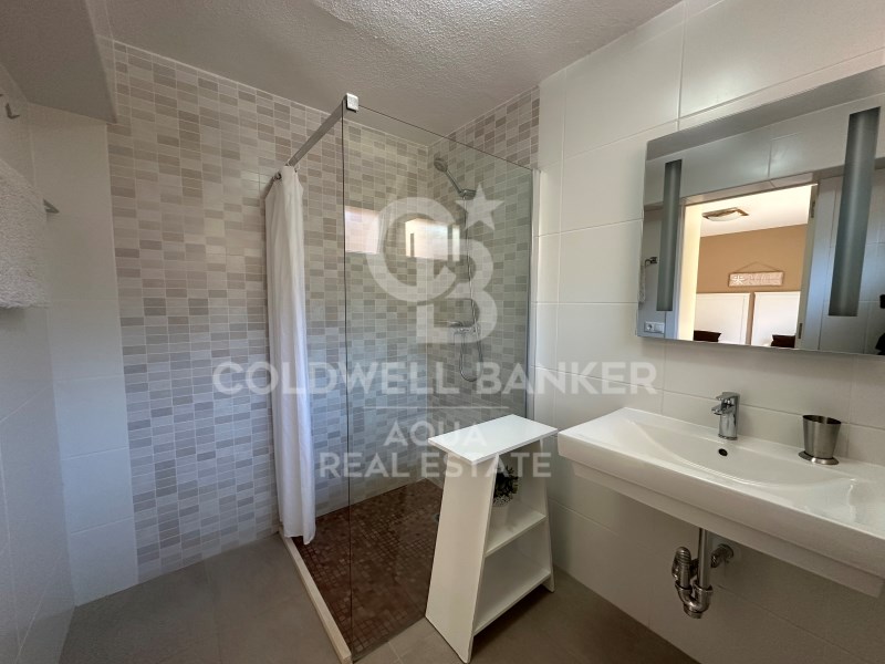 l'Alfàs del Pi, Comunidad Valenciana, ES, 6 Bedrooms Bedrooms, ,5 BathroomsBathrooms,Residential,For Sale,1699845
