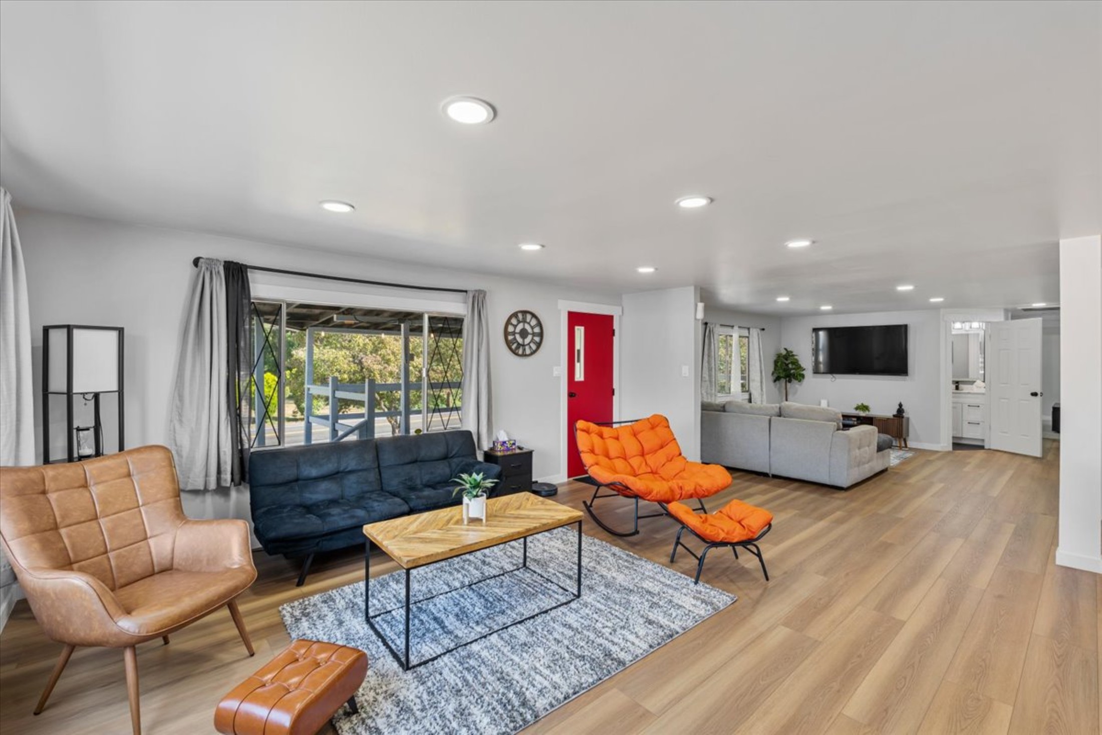  Modern Renton Bungalow - 物件實景