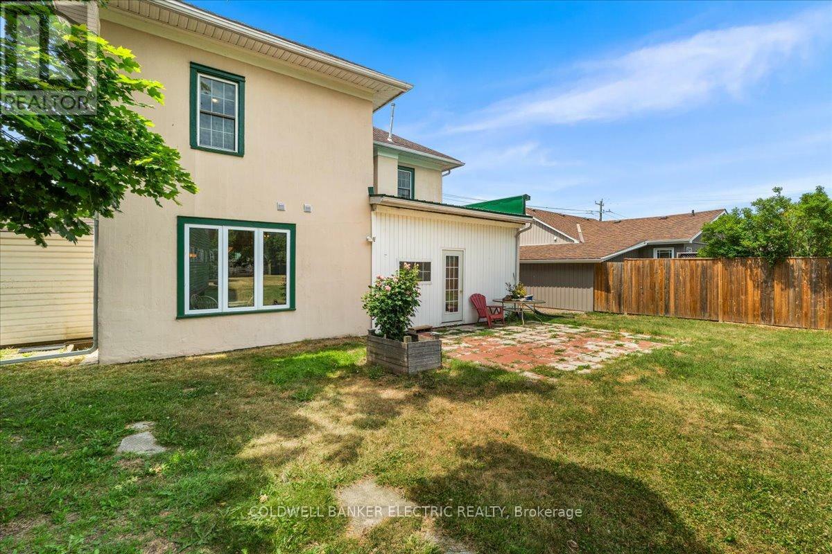 TRENT HILLS (CAMPBELLFORD), Ontario, K0L 1L0, CA, 3 Bedrooms Bedrooms, ,1 BathroomBathrooms,Residential,For Sale,1883318