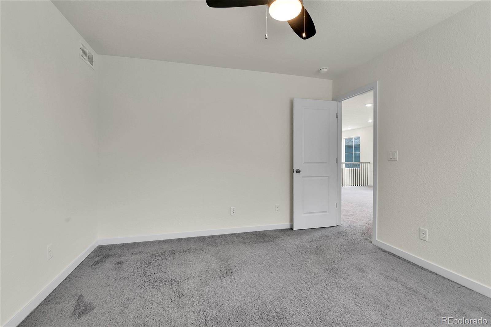 Littleton, Colorado, 80125, United States, 3 Bedrooms Bedrooms, ,3 BathroomsBathrooms,Residential,For Sale,1891675