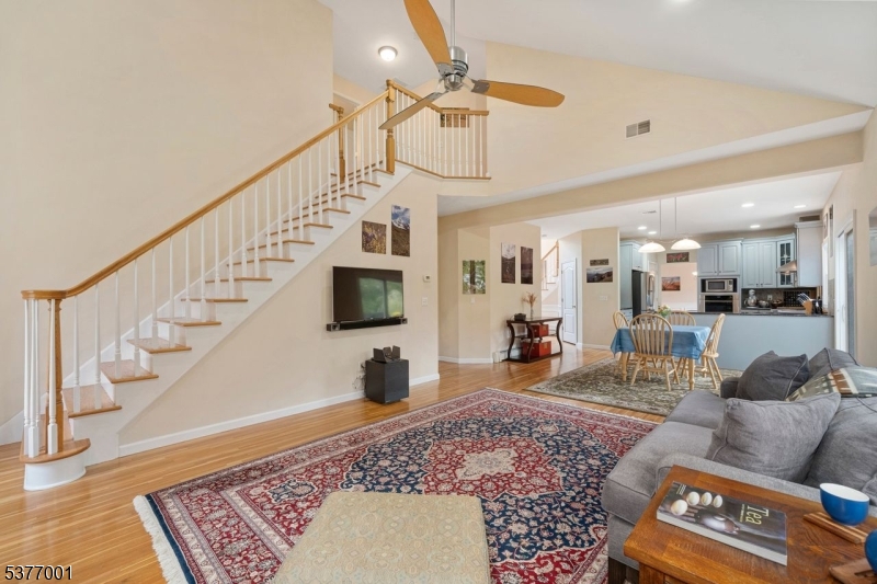 Newton Town, New Jersey, 07860, United States, 4 Bedrooms Bedrooms, ,3 BathroomsBathrooms,Residential,For Sale,1985191