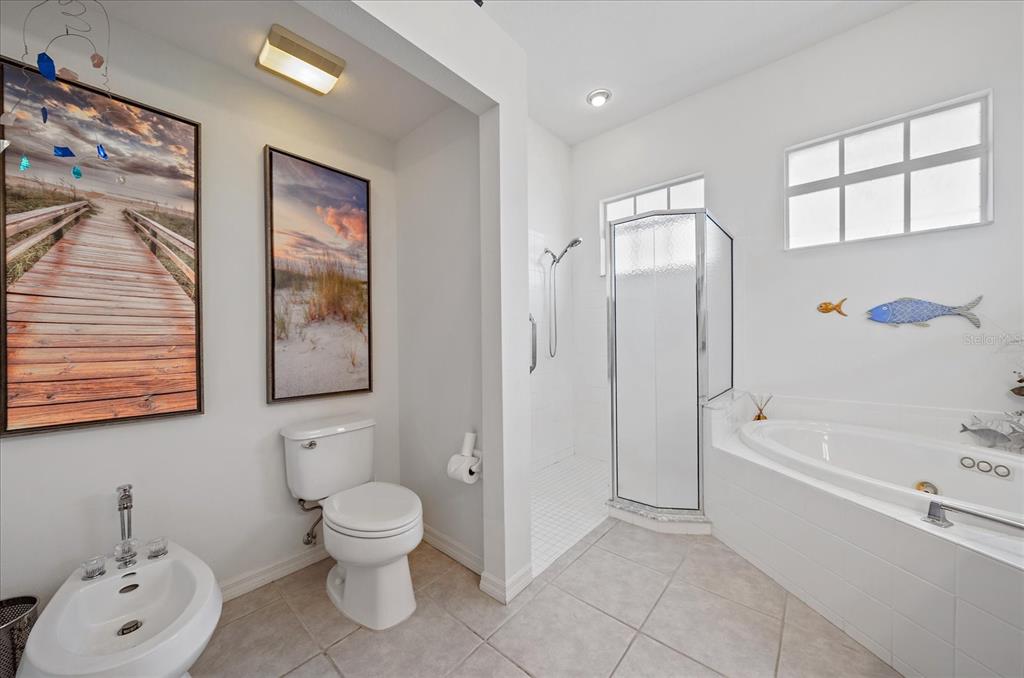 Osprey, Florida, 34229, United States, 4 Bedrooms Bedrooms, ,2 BathroomsBathrooms,Residential,For Sale,1796983