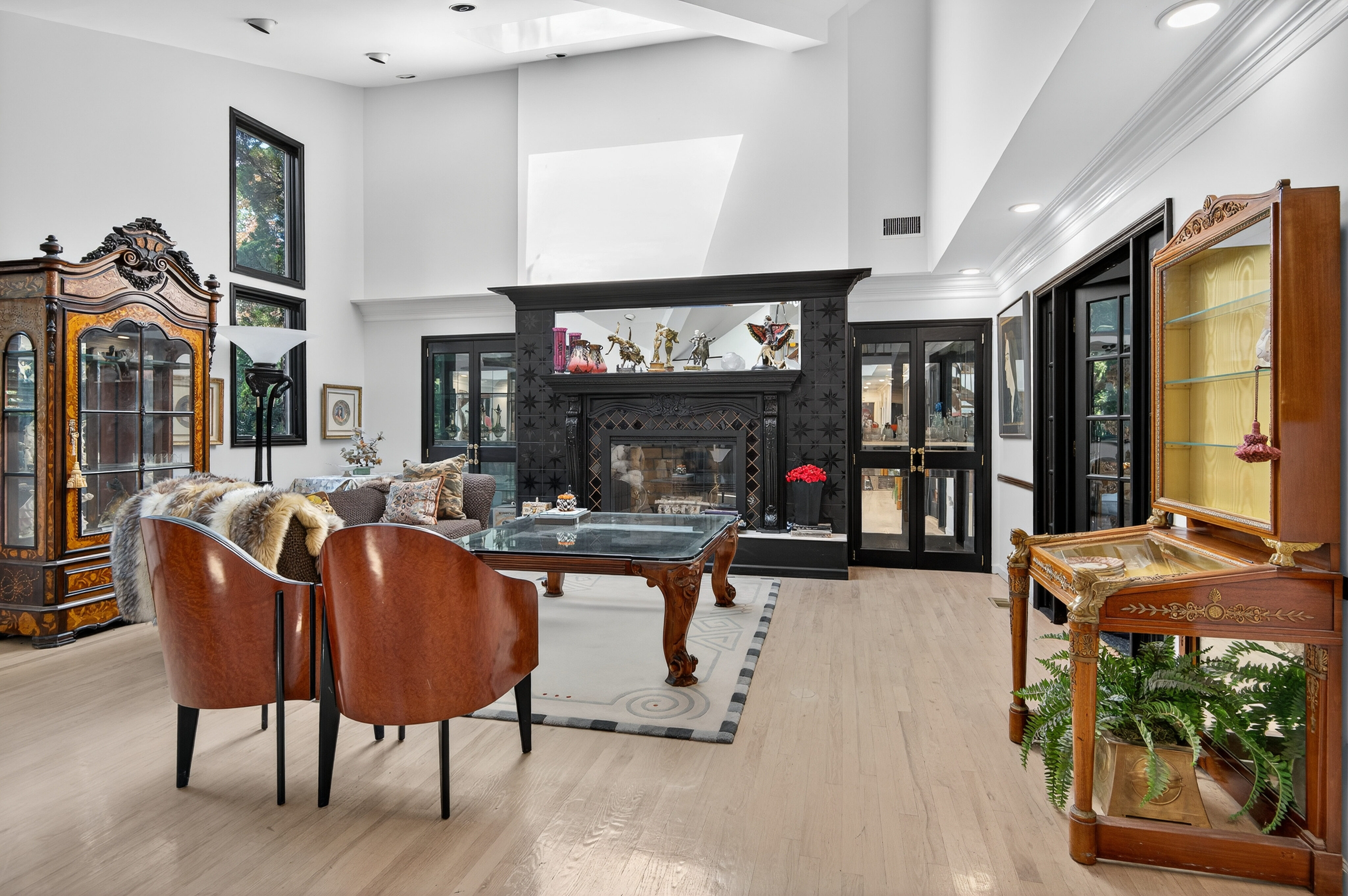  9 Applegreen Drive, Old Westbury, NY 11568 - 物件實景