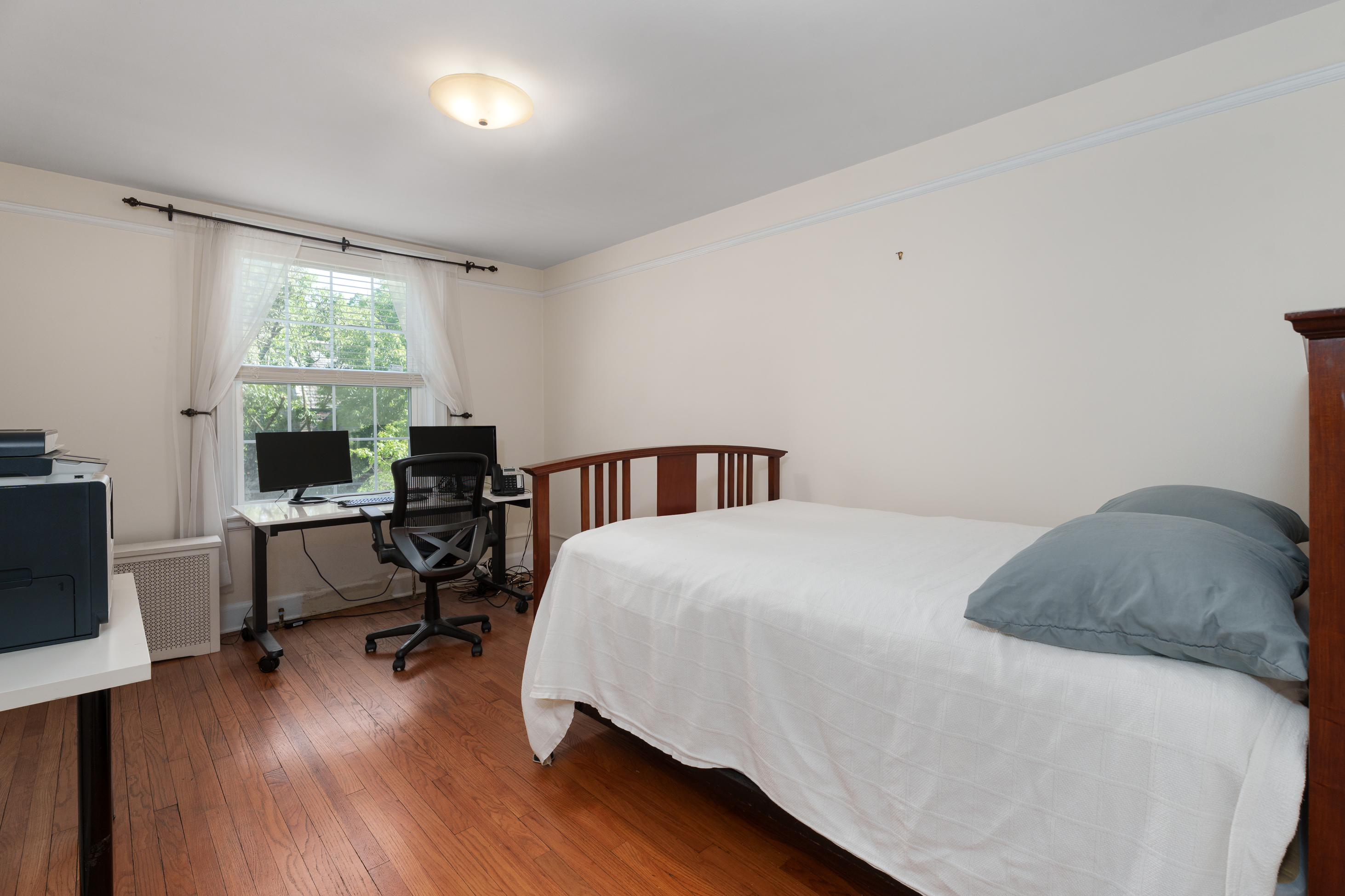  Surprisingly Spacious and Smartly Updated on Palmer Square - 物件實景