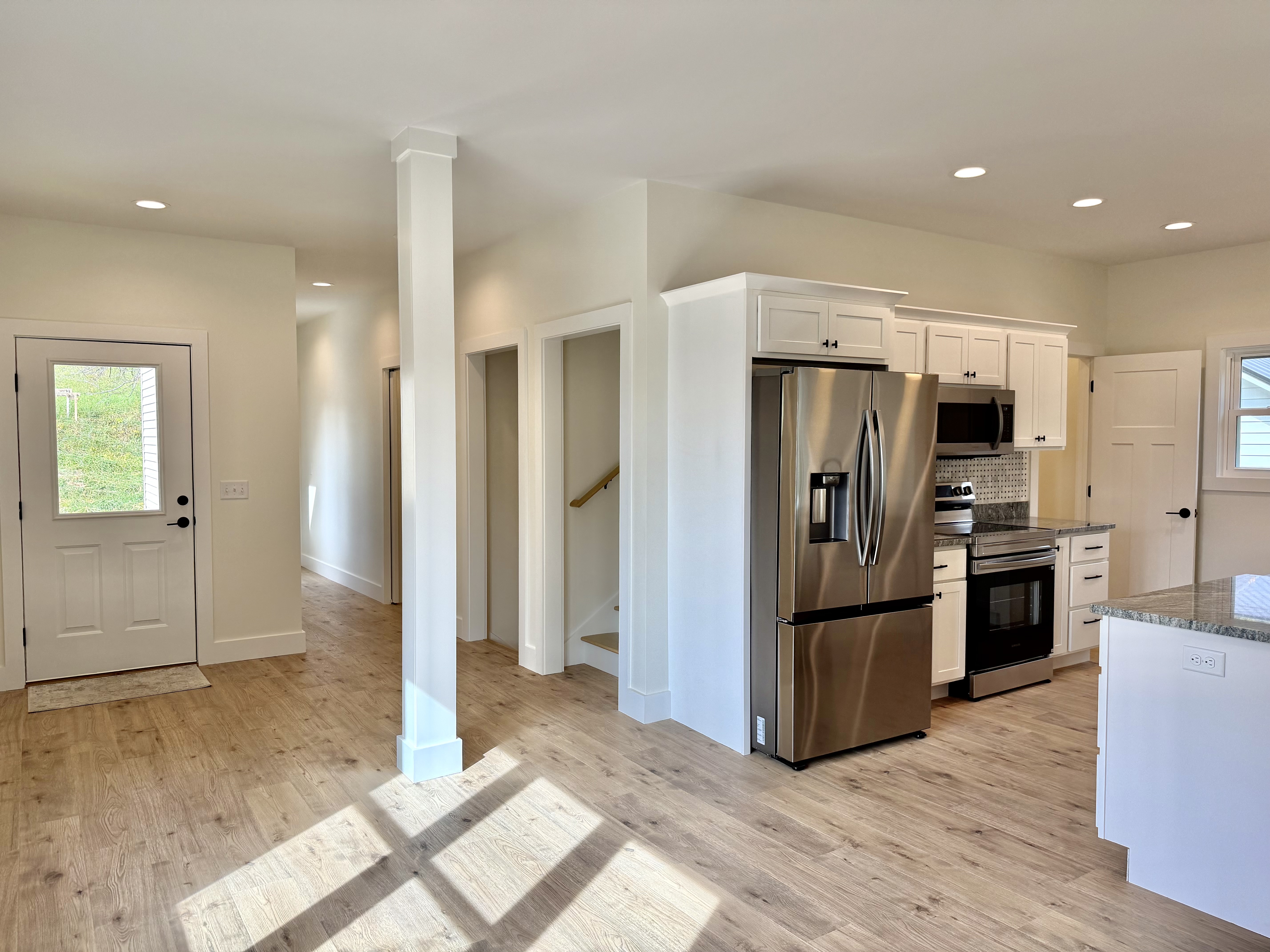 Mars Hill, North Carolina, 28754, United States, 3 Bedrooms Bedrooms, ,3 BathroomsBathrooms,Residential,For Sale,1984303