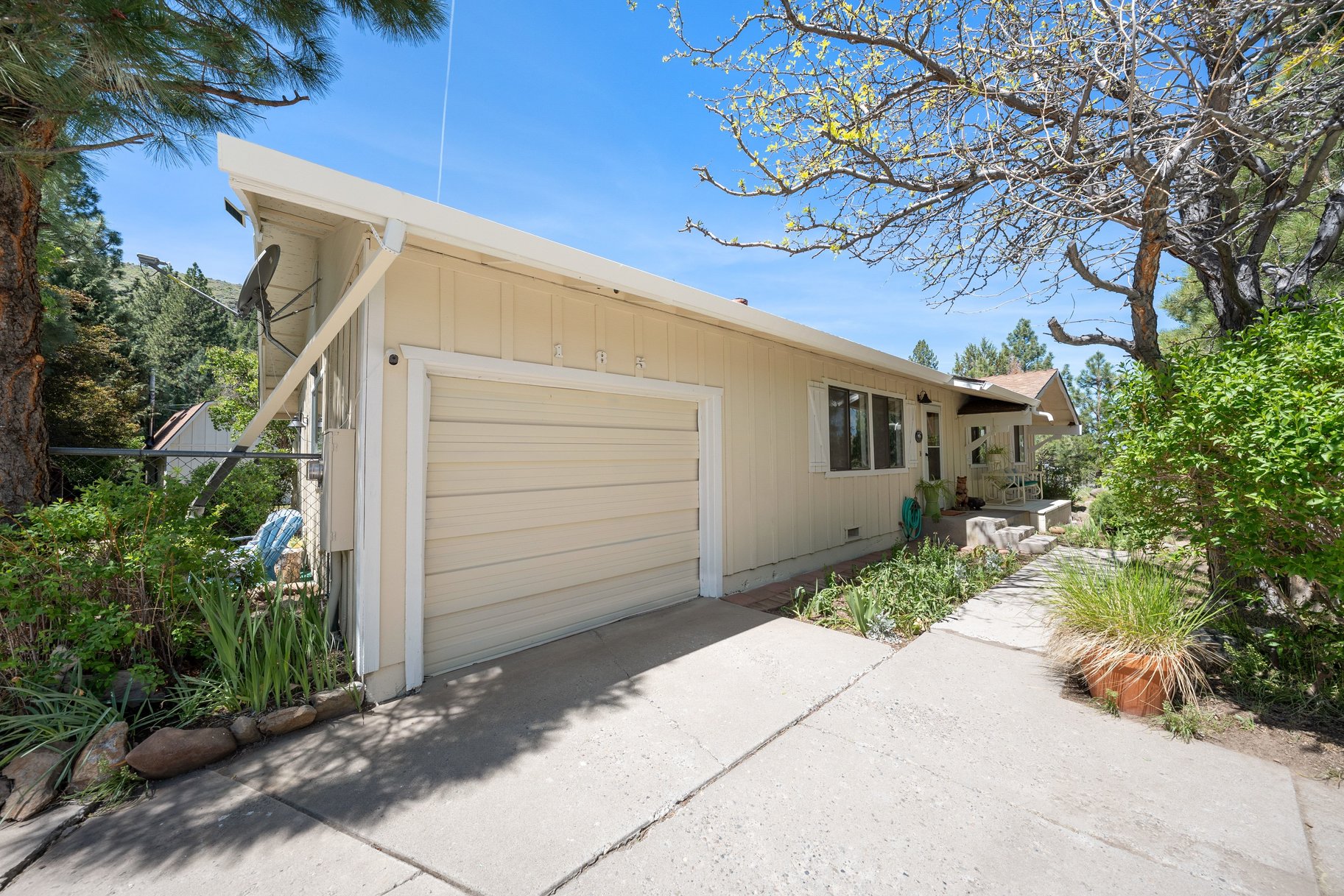  Sweet home on 1.24 acres in Sierra Brooks - 物件實景
