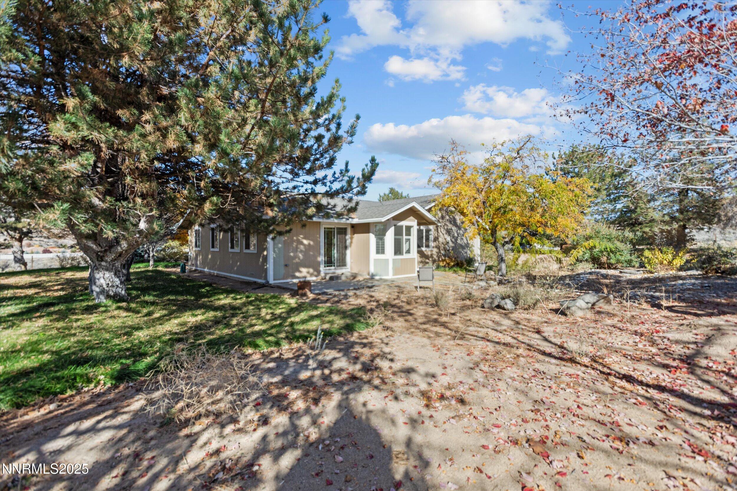 Sparks, Nevada, 89441, United States, 3 Bedrooms Bedrooms, ,2 BathroomsBathrooms,Residential,For Sale,1987470