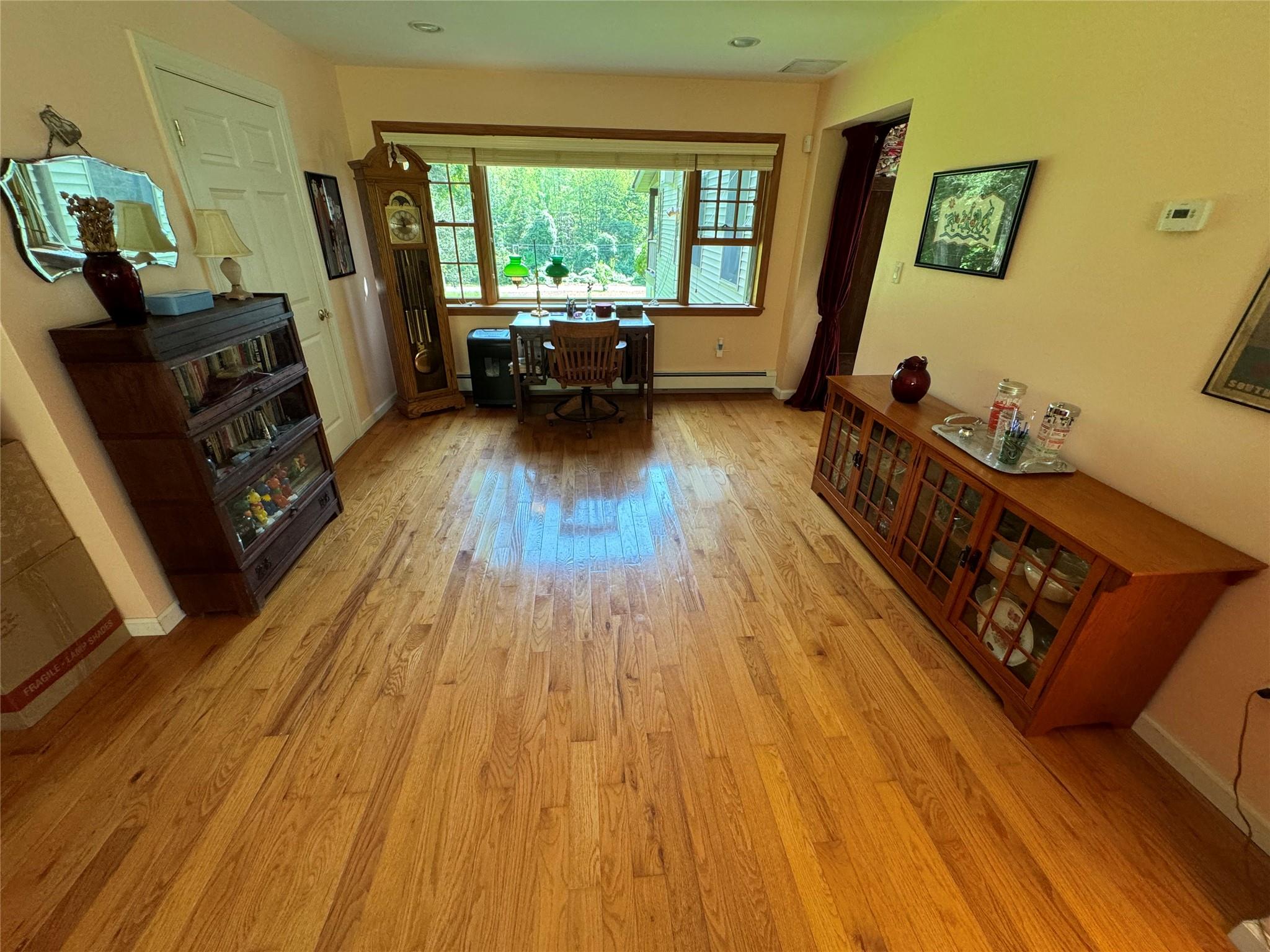 Ossining, New York, 10562, United States, 3 Bedrooms Bedrooms, ,2 BathroomsBathrooms,Residential,For Sale,1847273