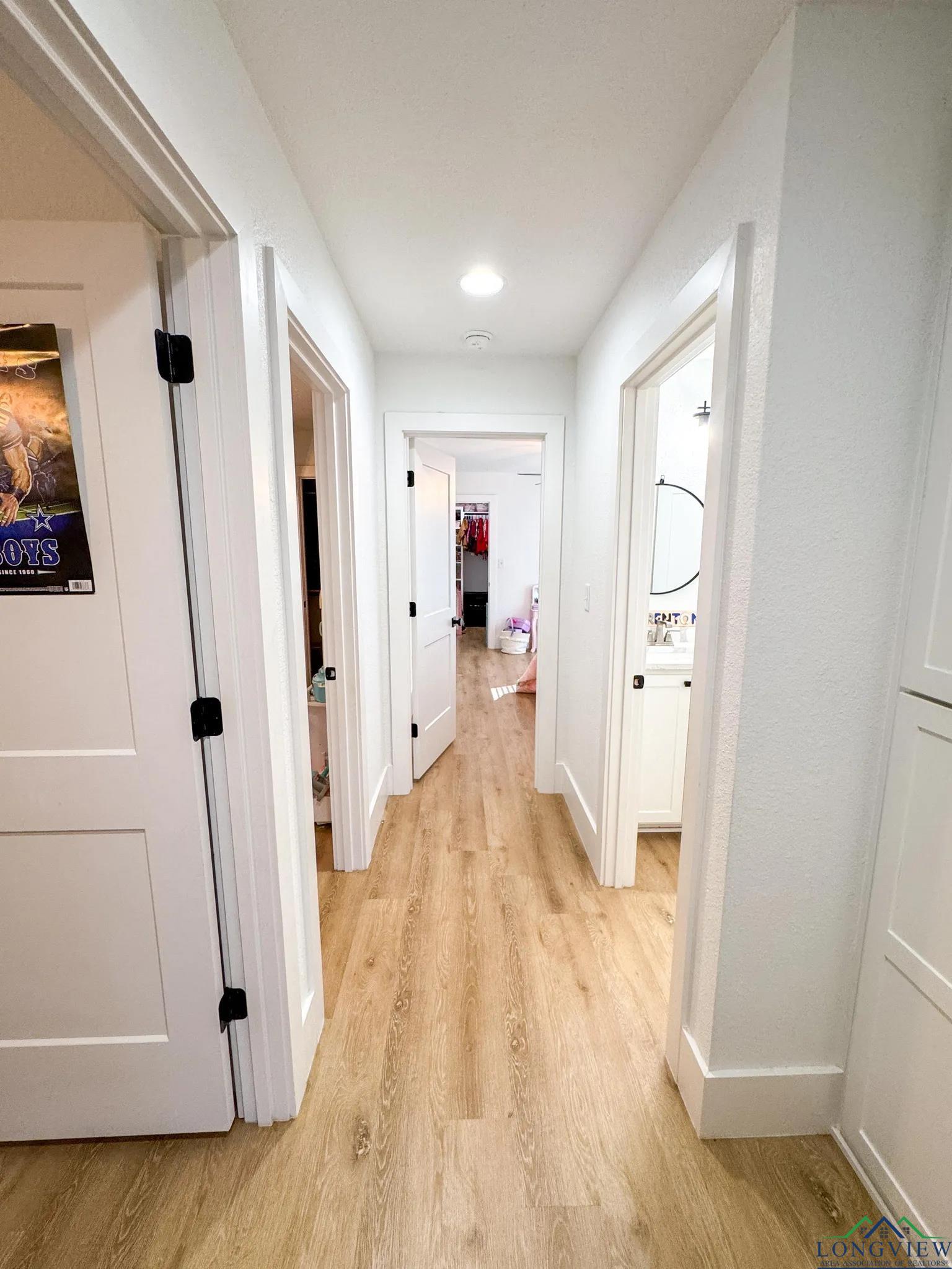 Texarkana, Texas, 75503, United States, 4 Bedrooms Bedrooms, ,4 BathroomsBathrooms,Residential,For Sale,1980394